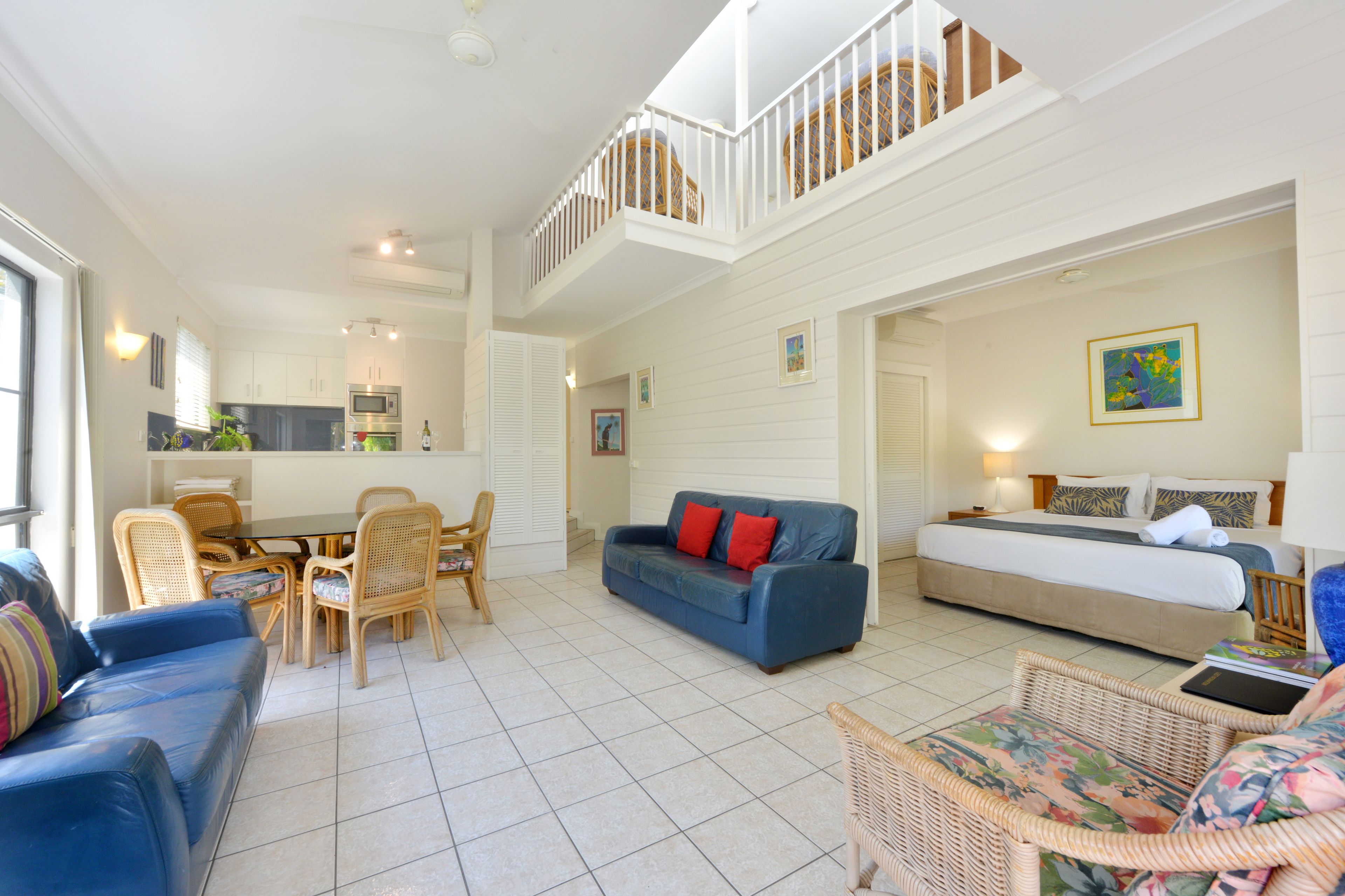 Driftwood Mantaray Holiday Apartments