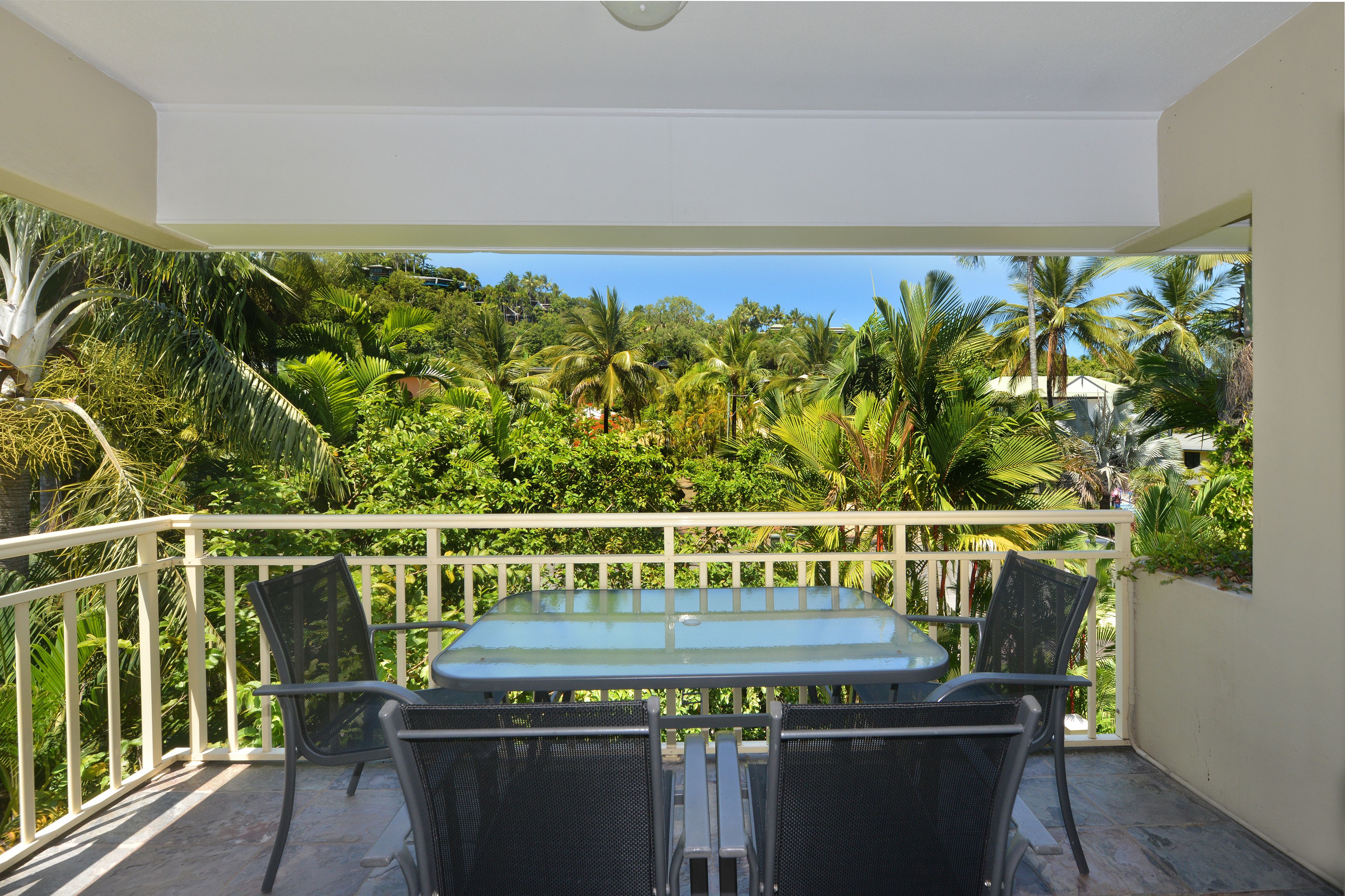 Driftwood Mantaray Holiday Apartments