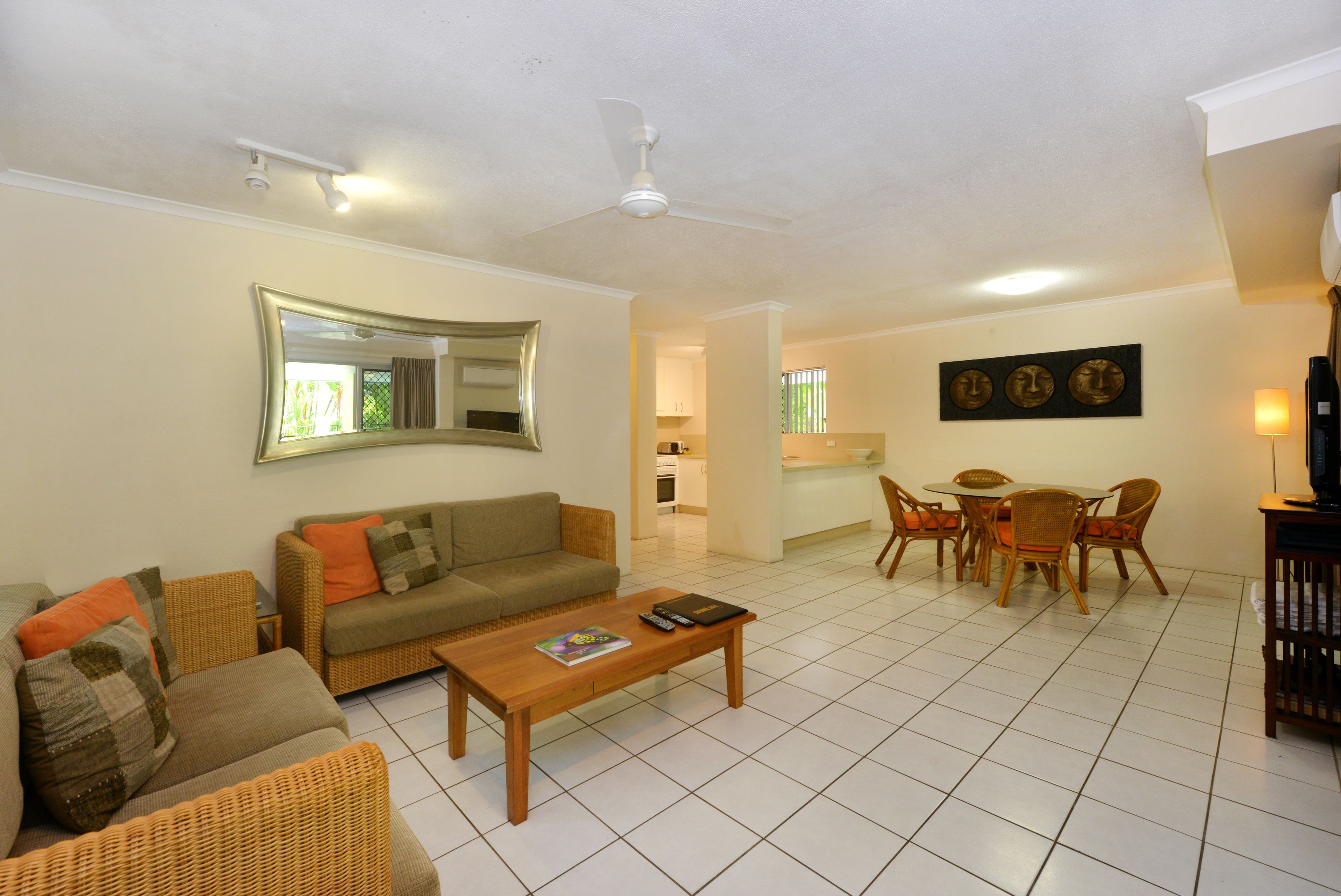 Driftwood Mantaray Holiday Apartments
