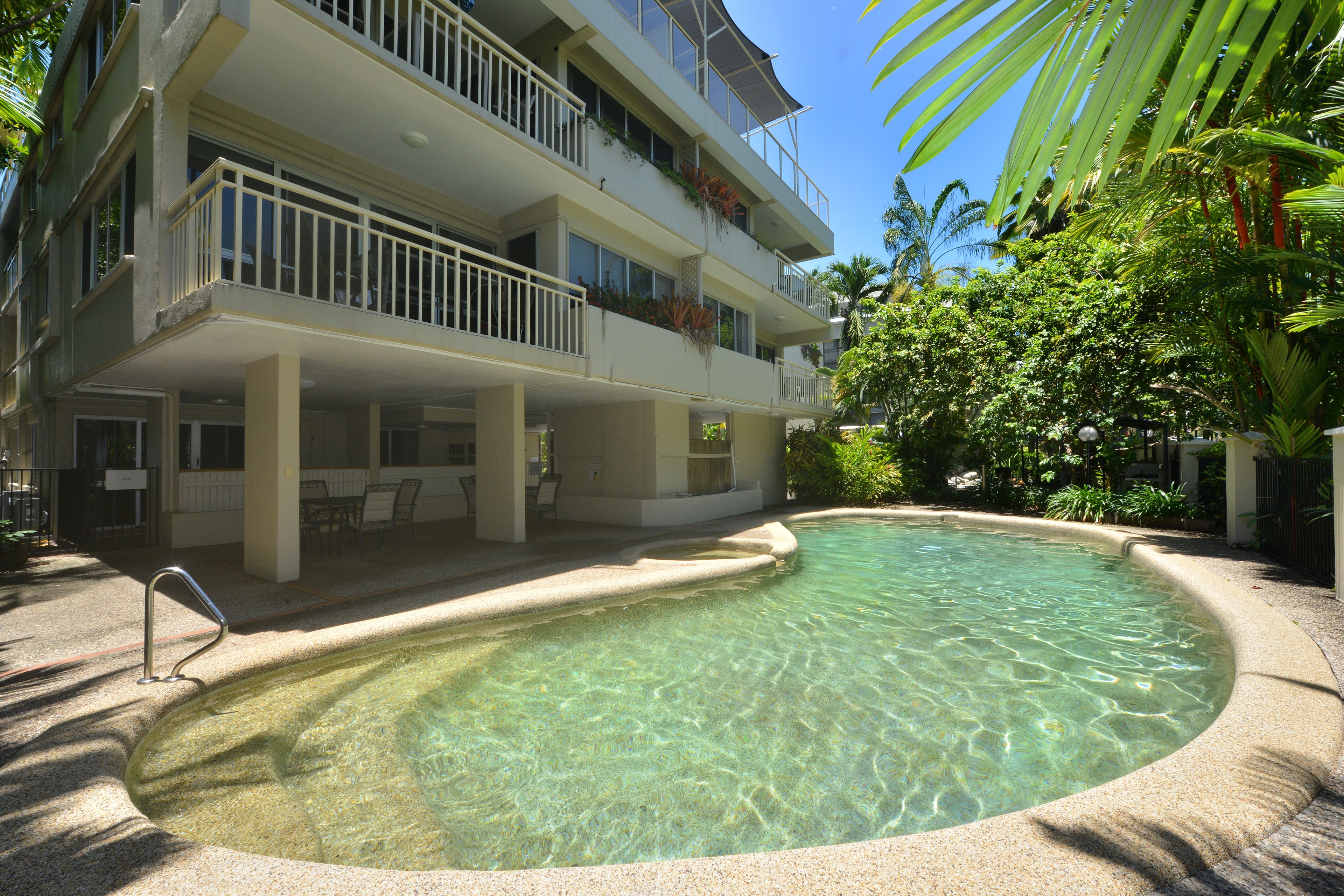 Driftwood Mantaray Holiday Apartments