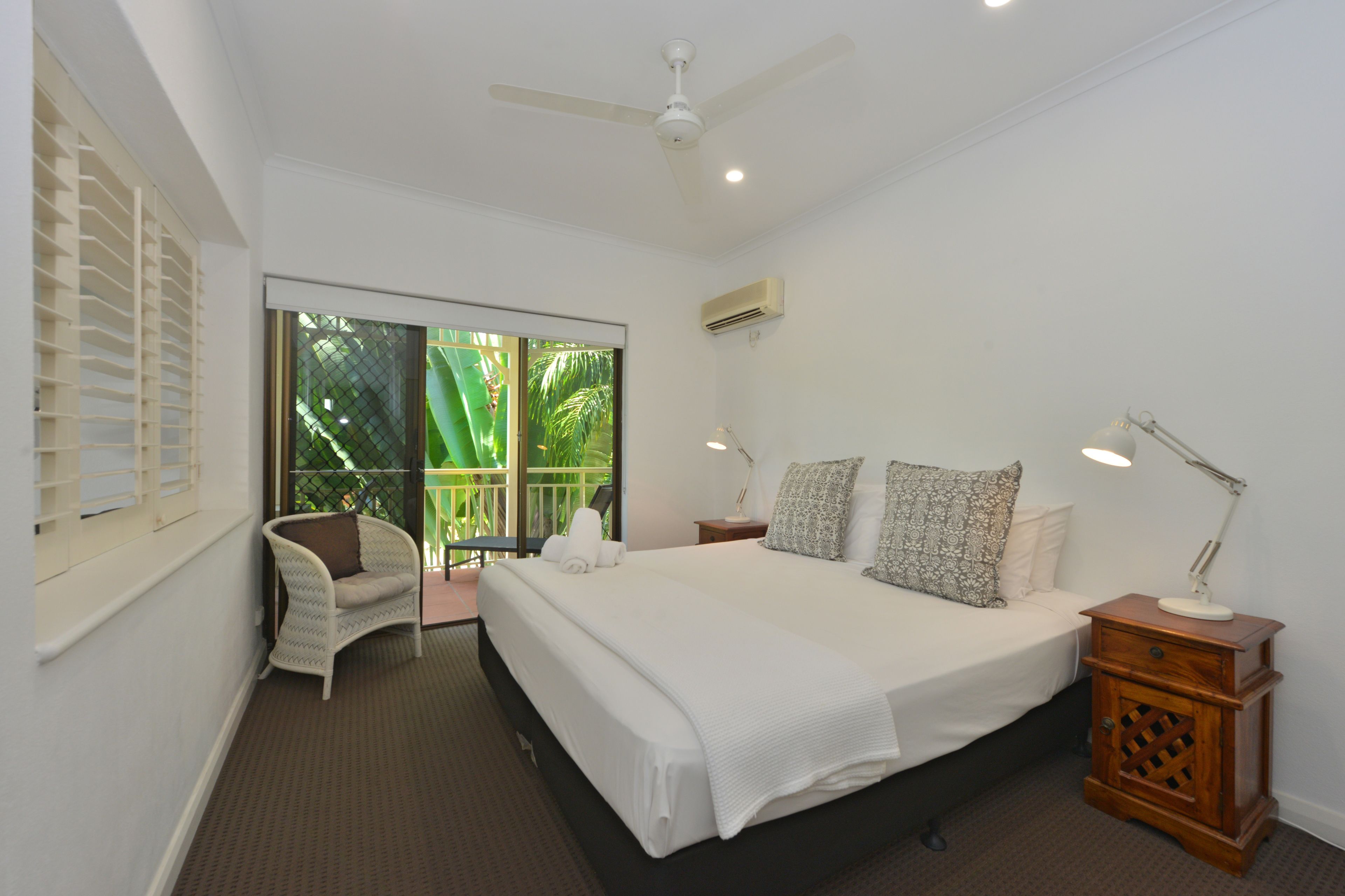 Driftwood Mantaray Holiday Apartments