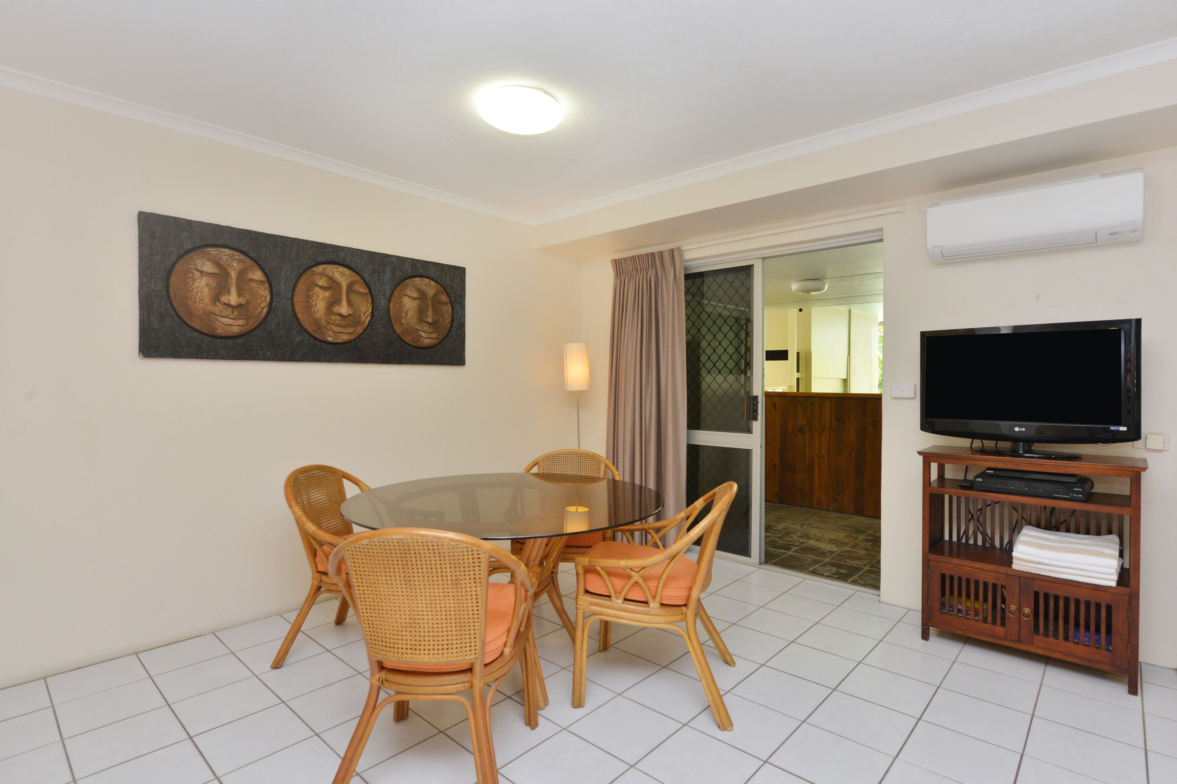 Driftwood Mantaray Holiday Apartments