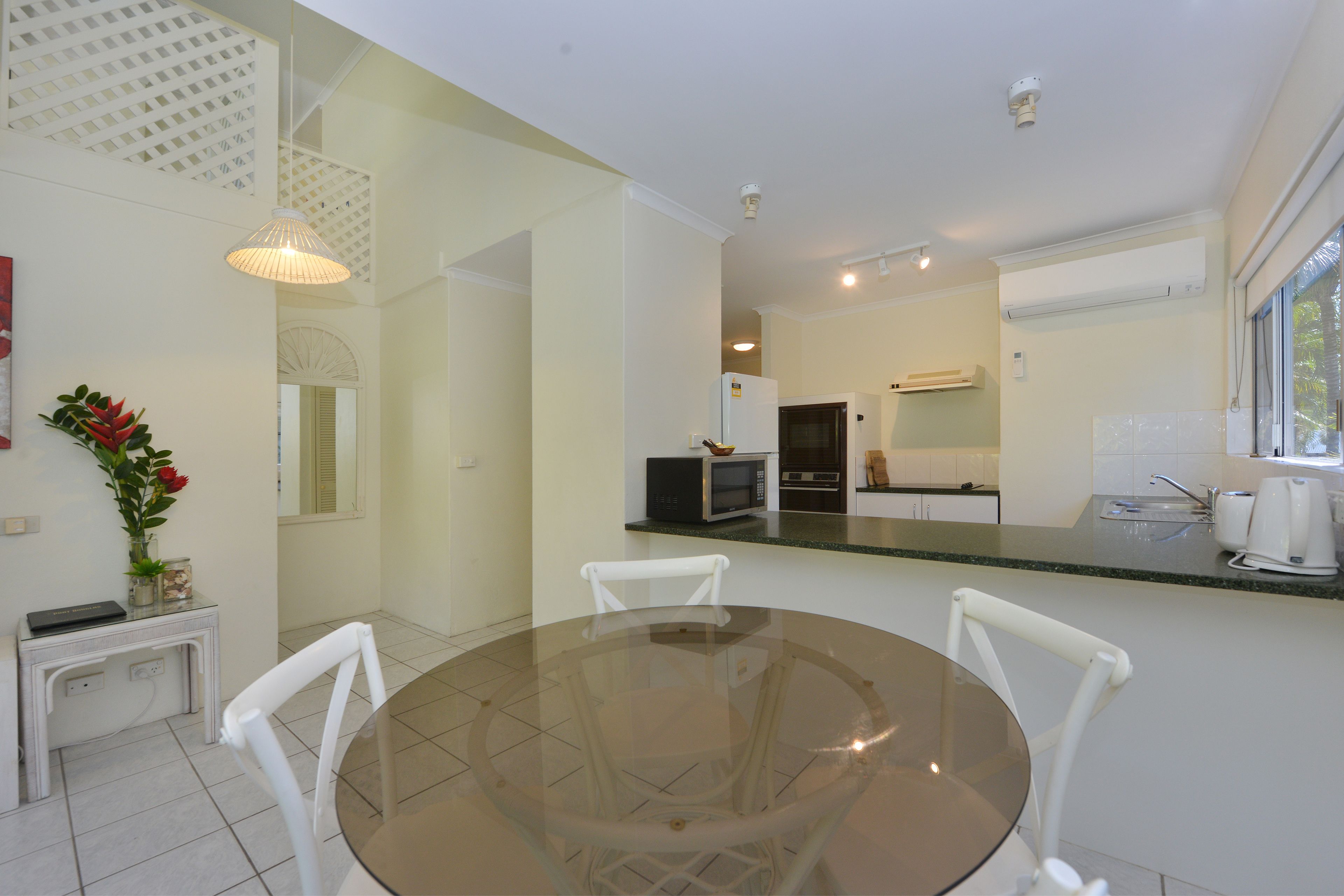 Driftwood Mantaray Holiday Apartments
