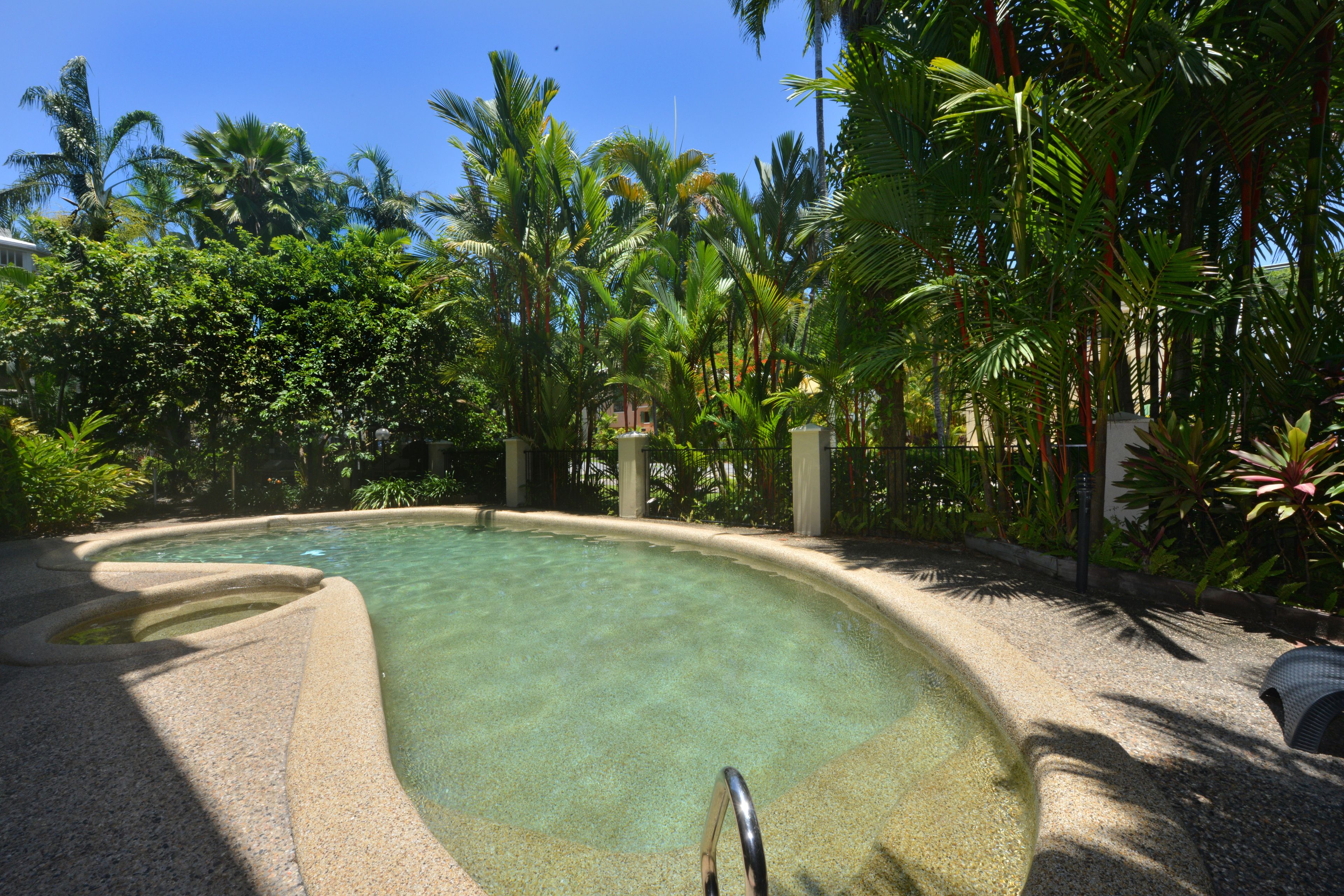 Driftwood Mantaray Holiday Apartments