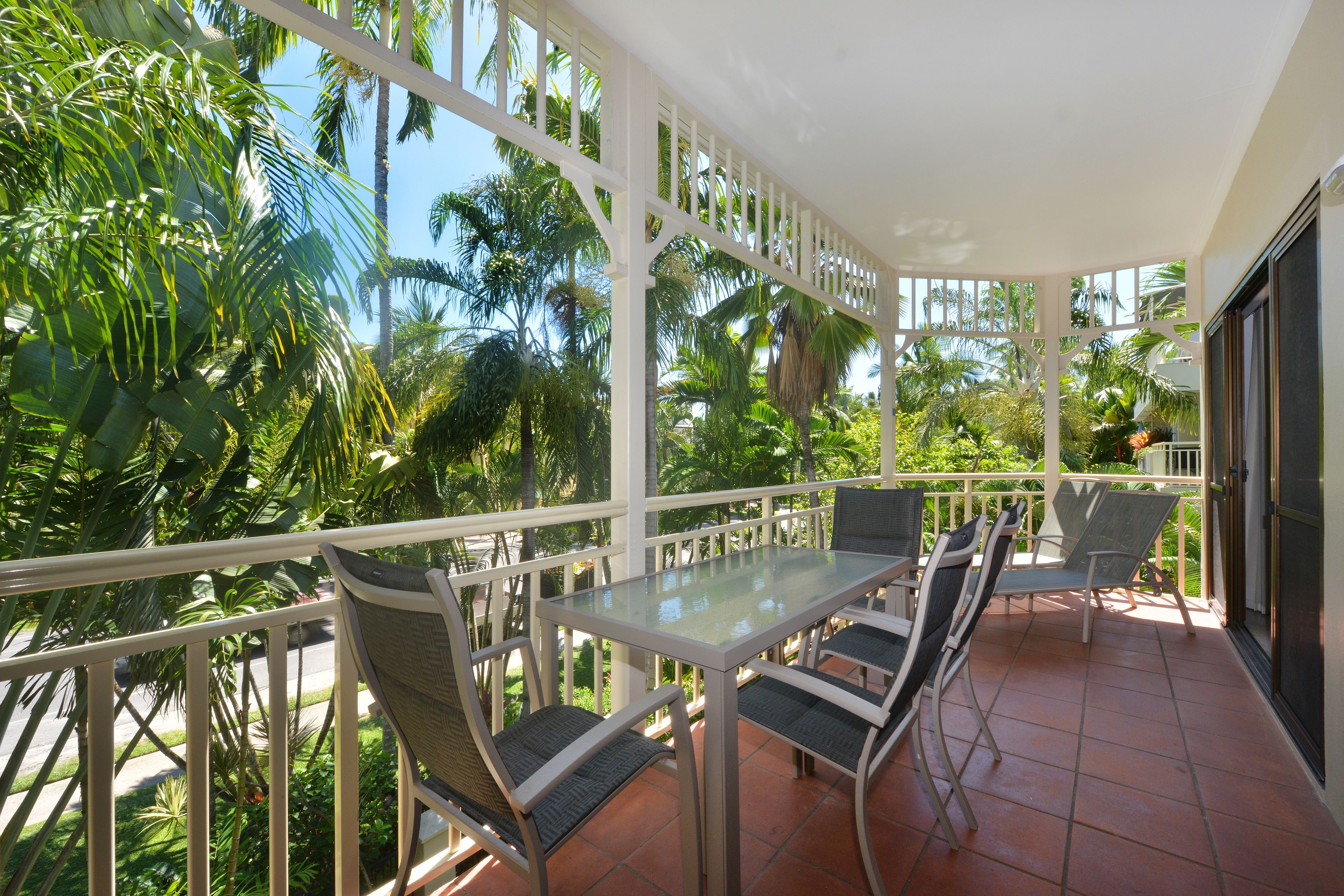 Driftwood Mantaray Holiday Apartments