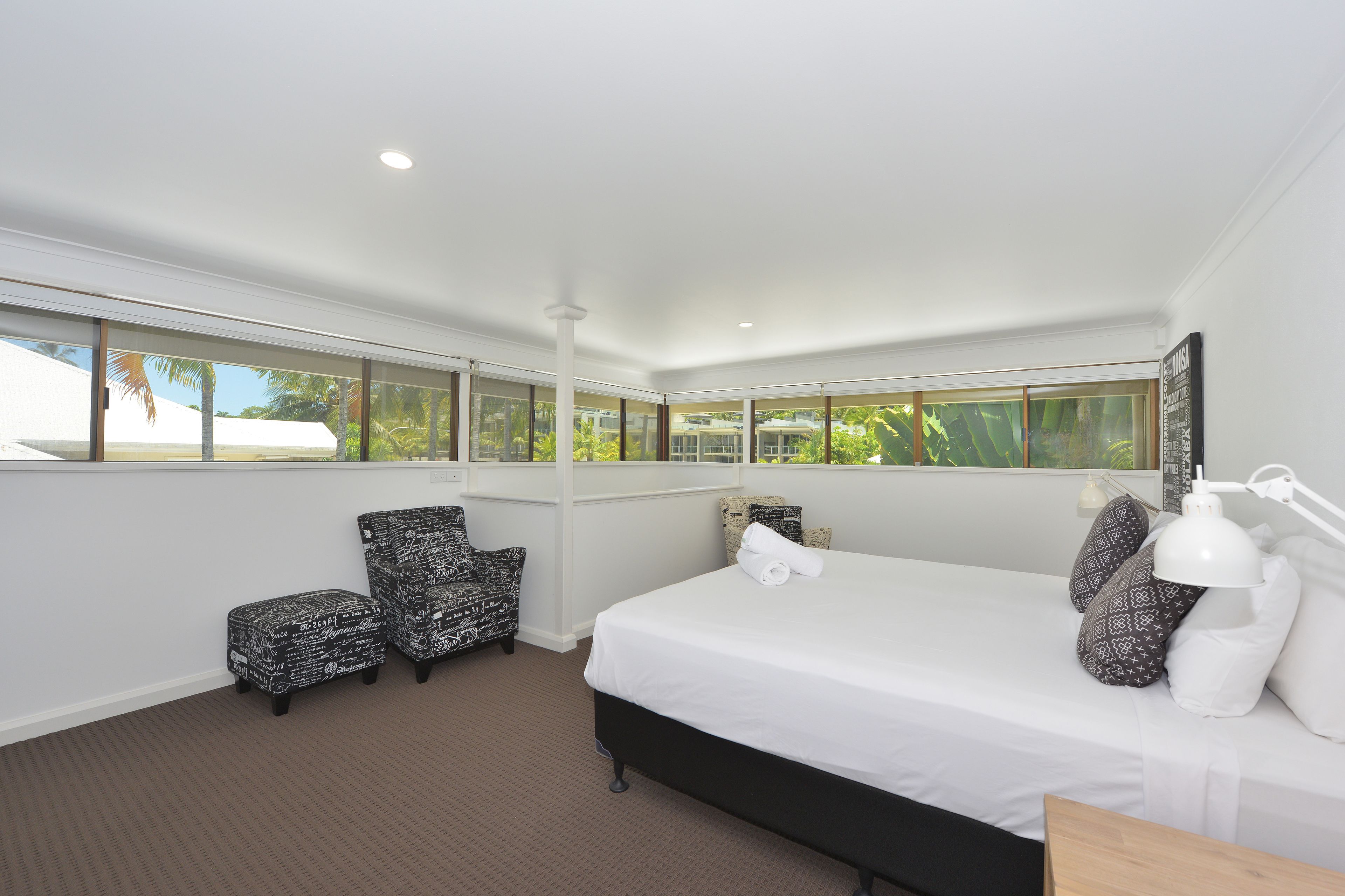 Driftwood Mantaray Holiday Apartments