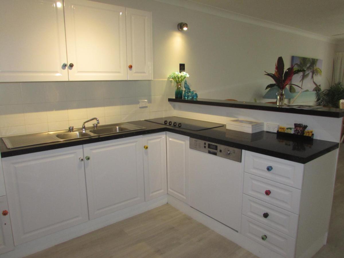 Latitude 16 Garrick House