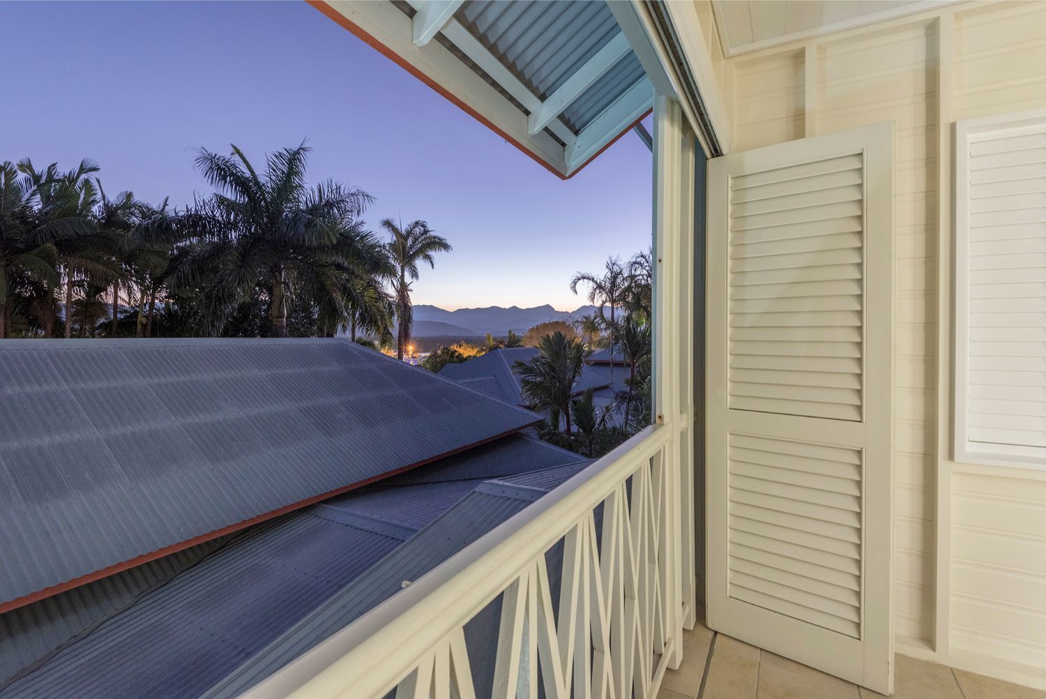 Latitude 16 On Grant Street