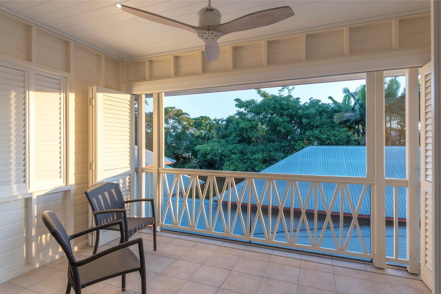 Latitude 16 On Grant Street