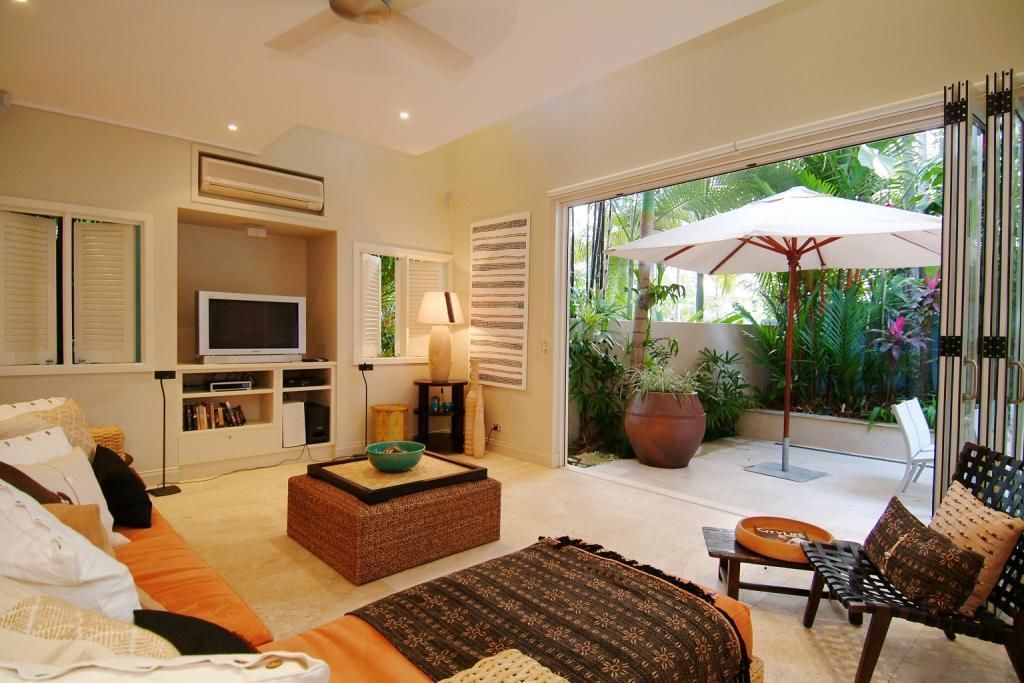 Latitude 16 On Grant Street