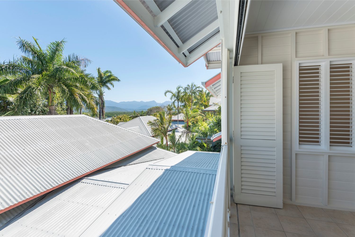 Latitude 16 On Grant Street