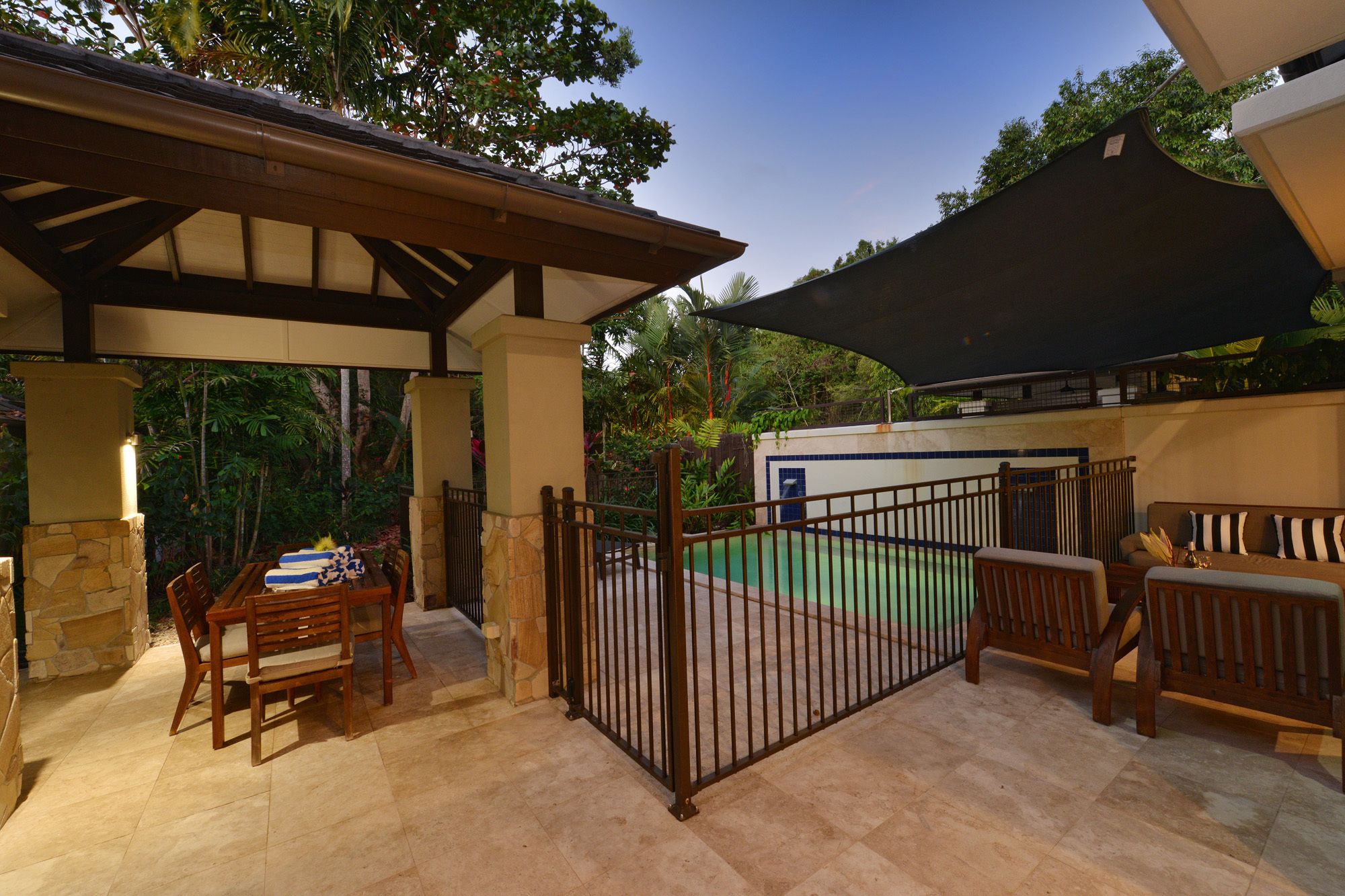 Luxury Private Apartments Sea Temple