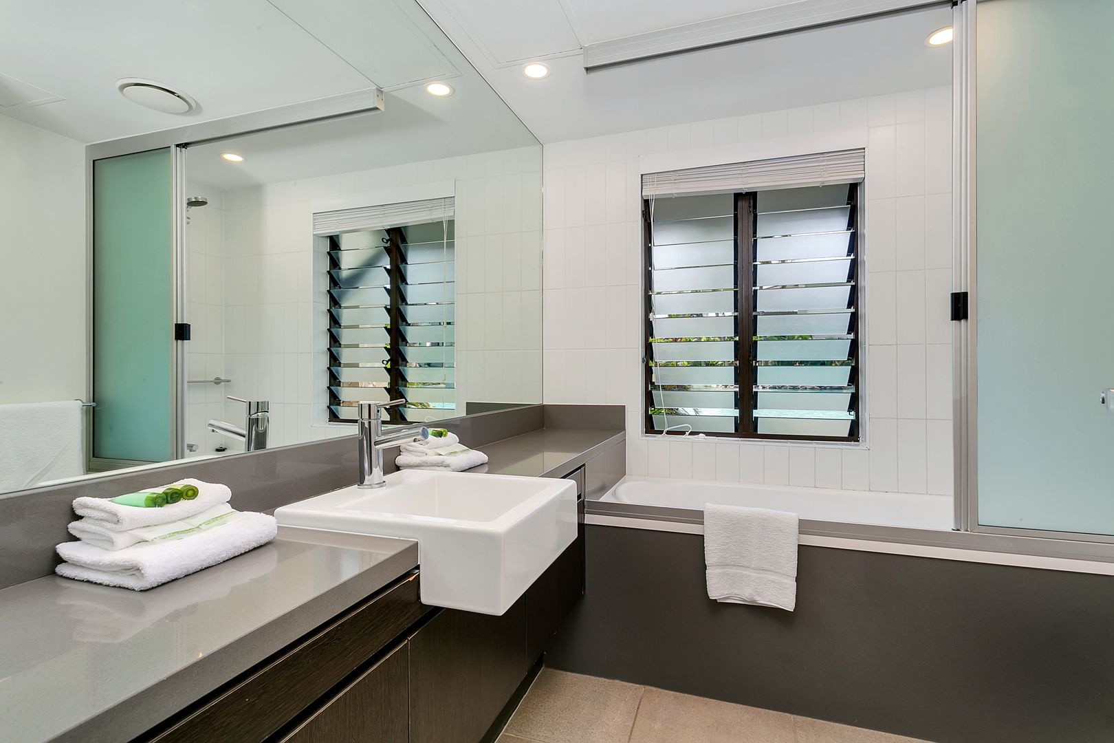 Luxury Private Apartments Sea Temple