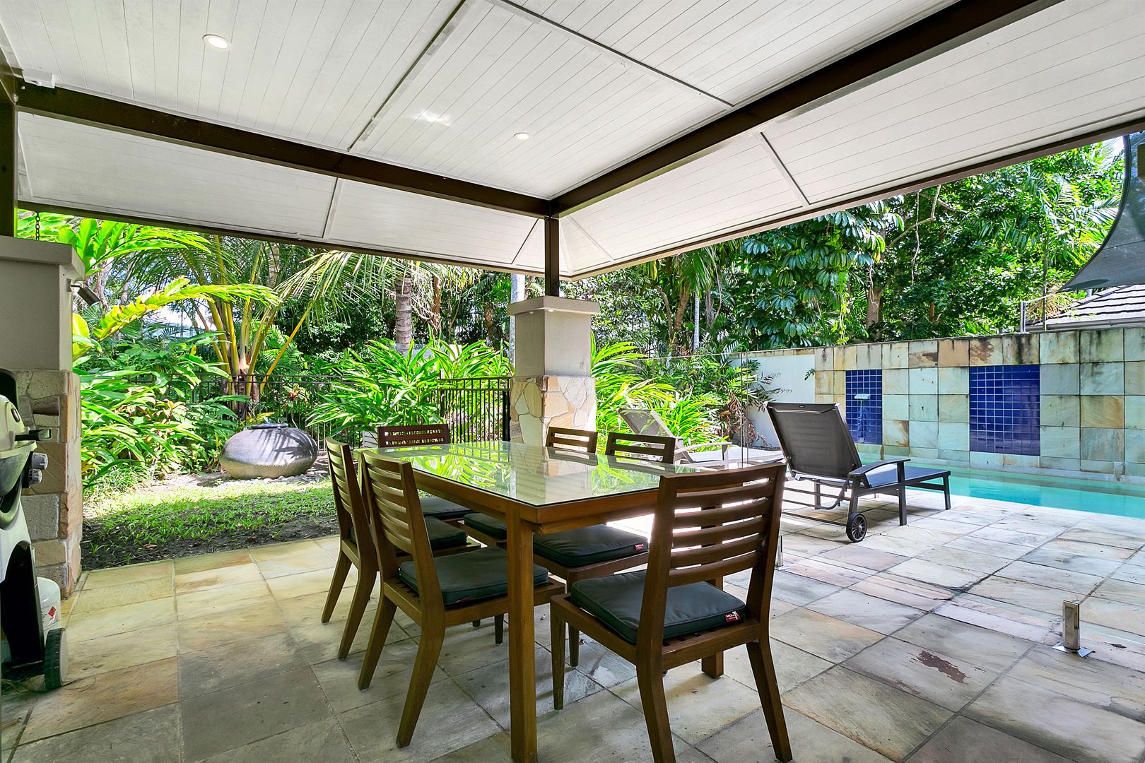 Luxury Private Apartments Sea Temple