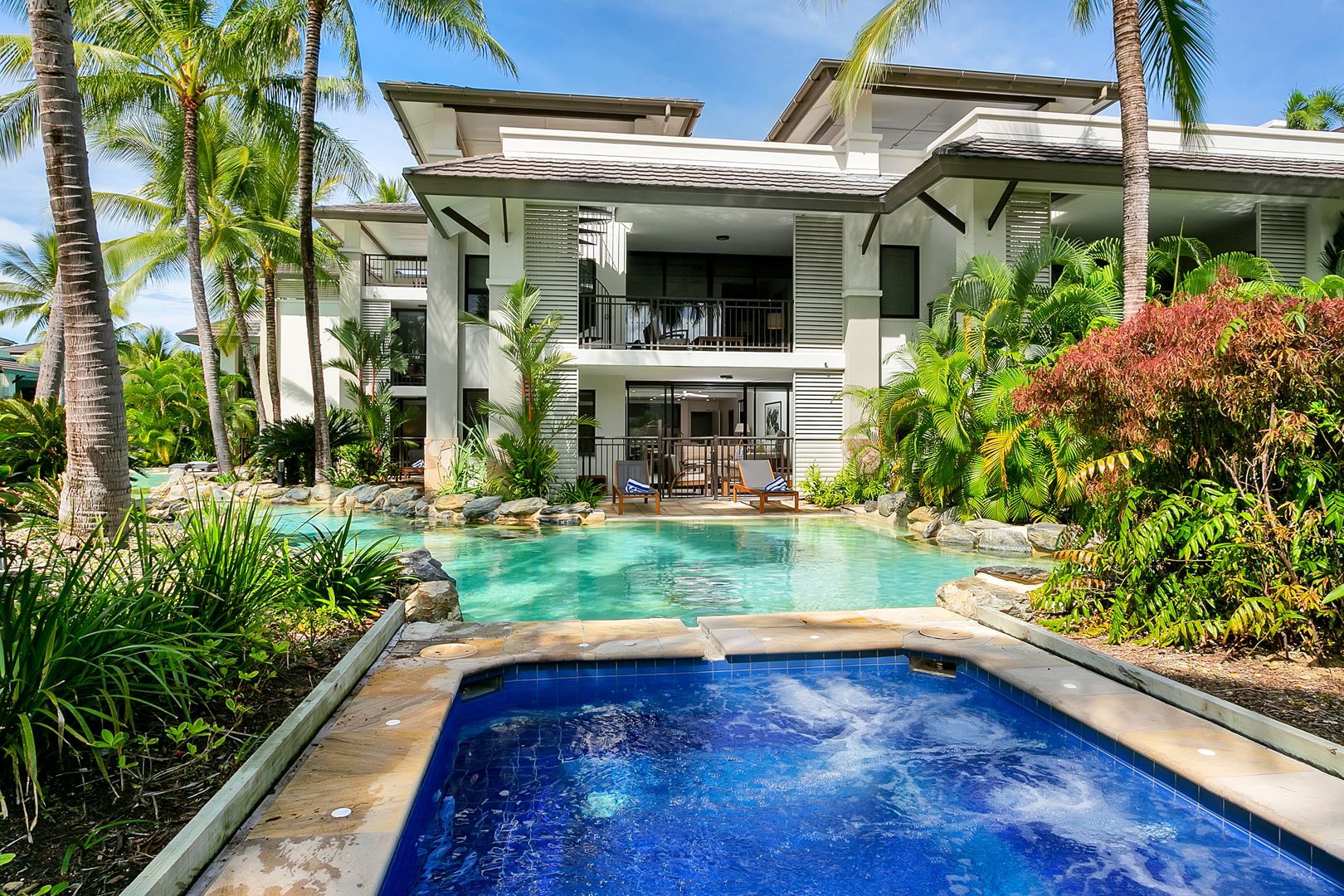 Luxury Private Apartments Sea Temple