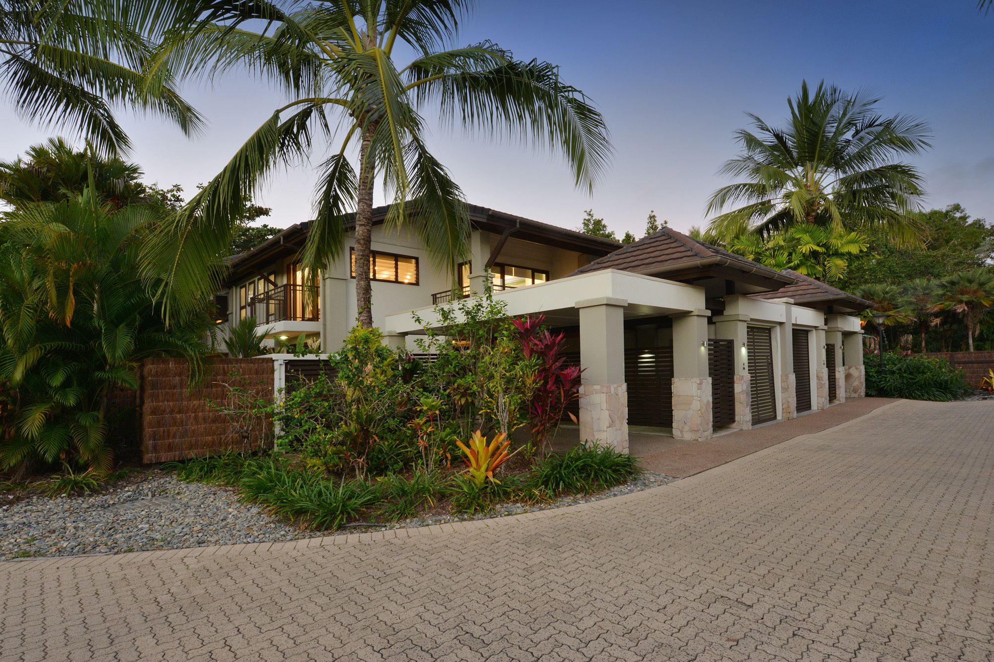 Luxury Private Apartments Sea Temple