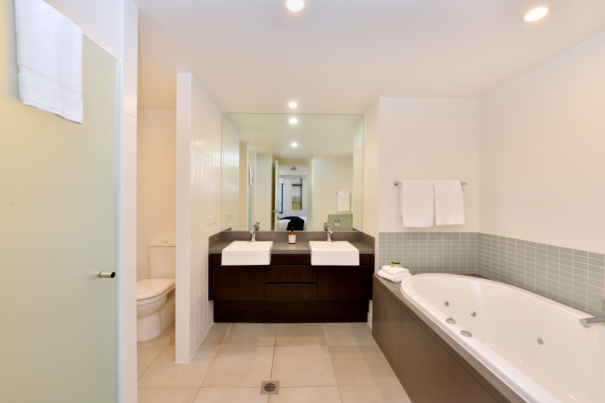 Luxury Private Apartments Sea Temple