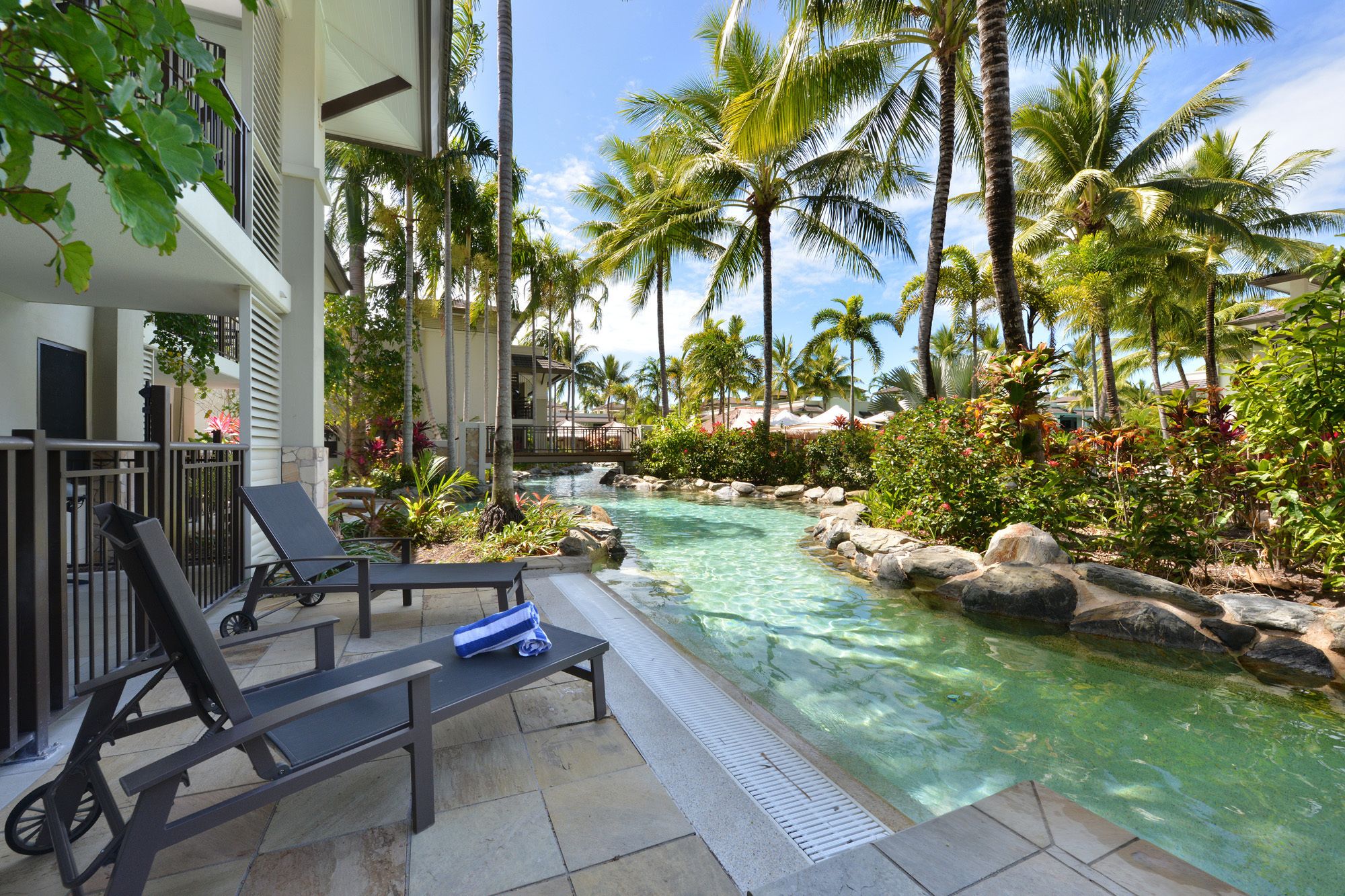 Luxury Private Apartments Sea Temple