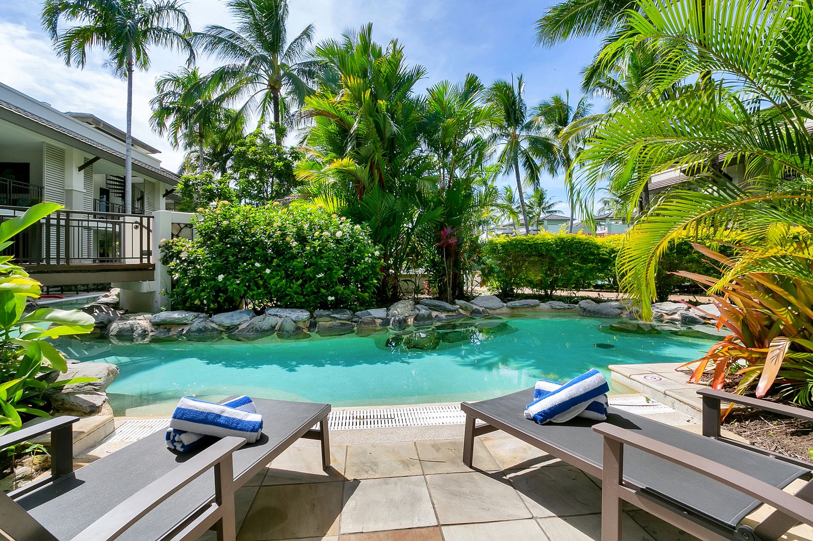 Luxury Private Apartments Sea Temple