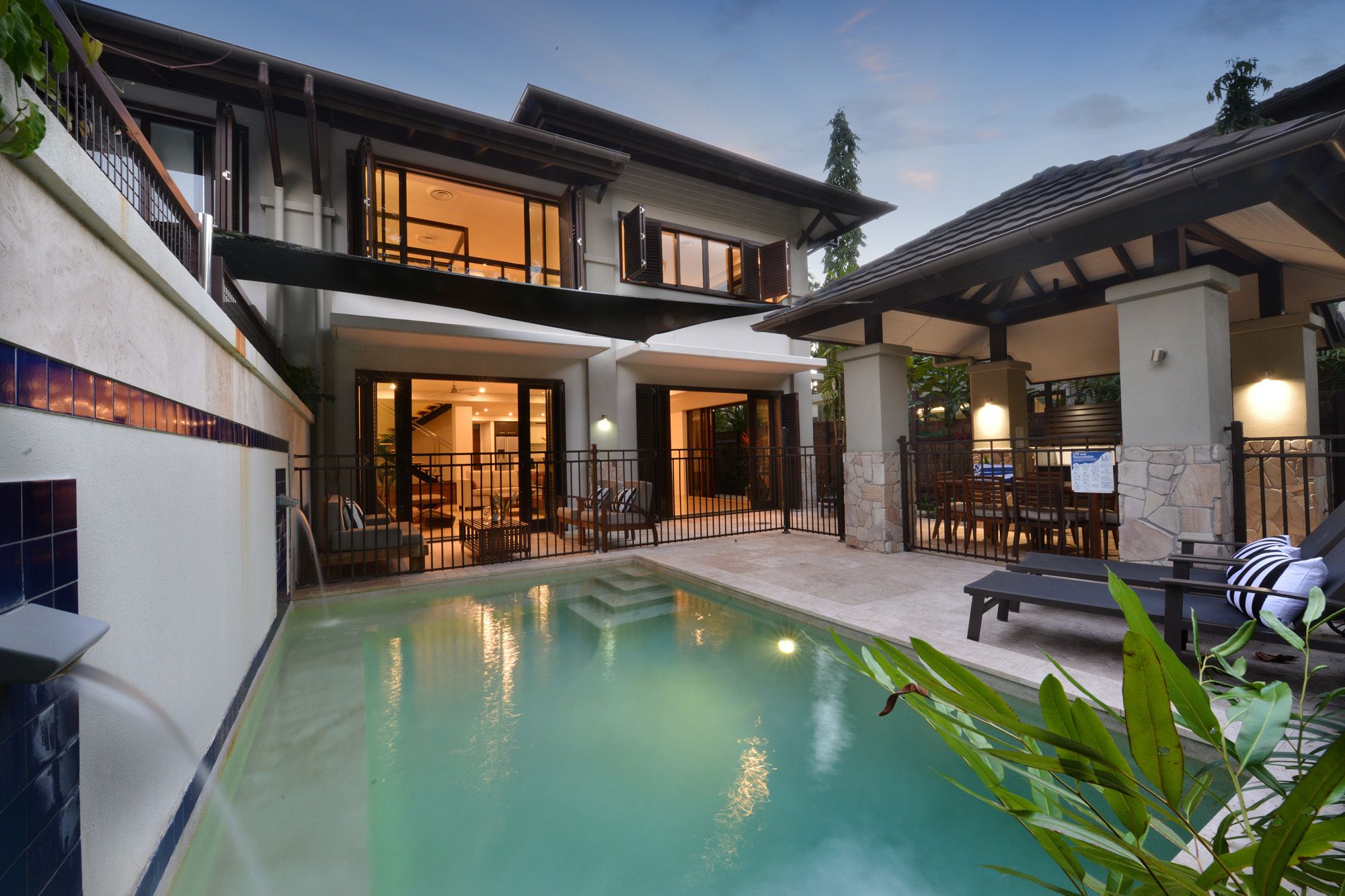 Luxury Private Apartments Sea Temple