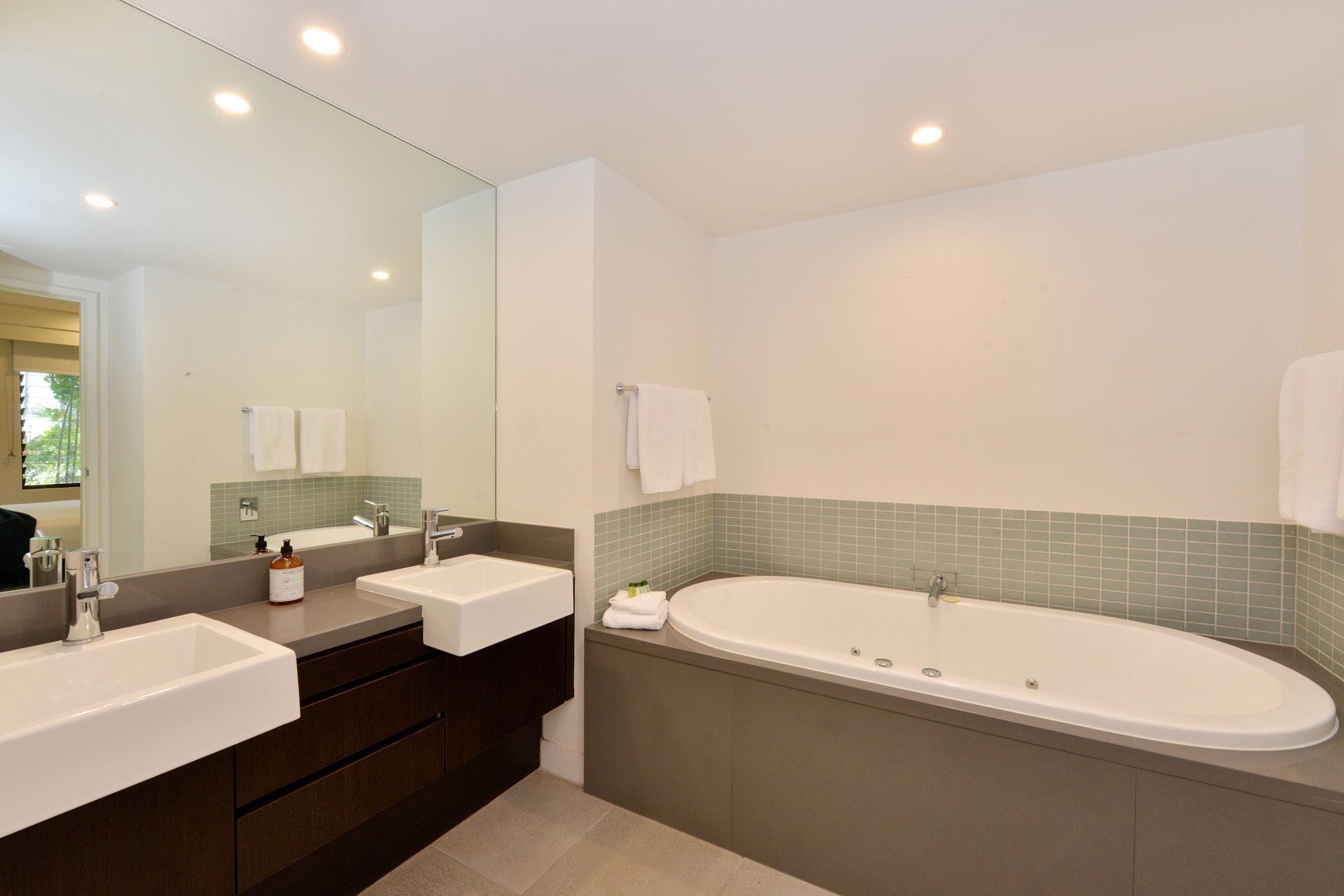 Luxury Private Apartments Sea Temple