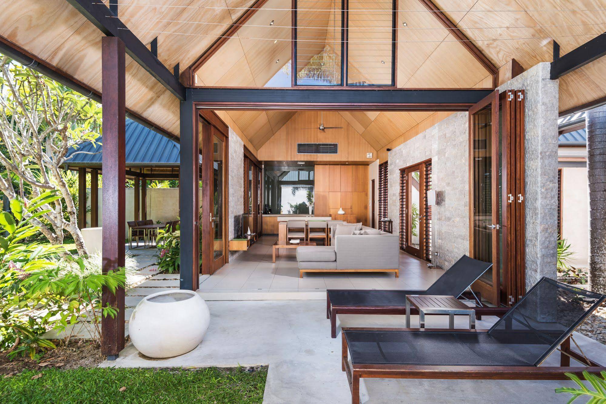 Niramaya Villas & Spa