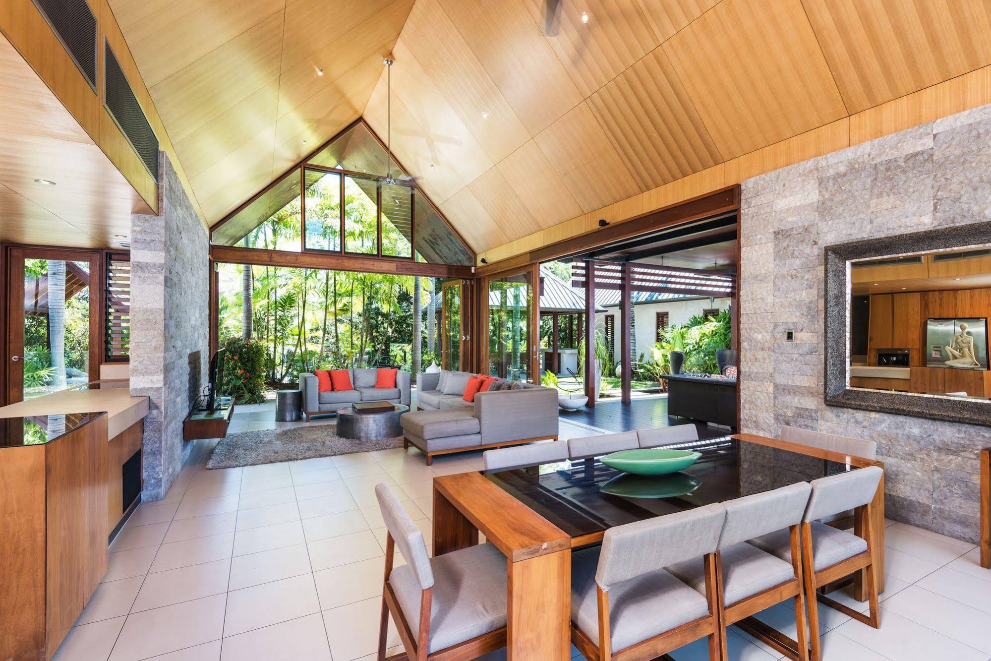 Niramaya Villas & Spa