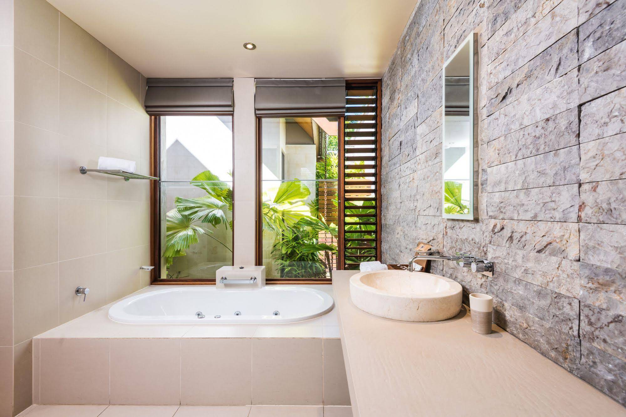 Niramaya Villas & Spa