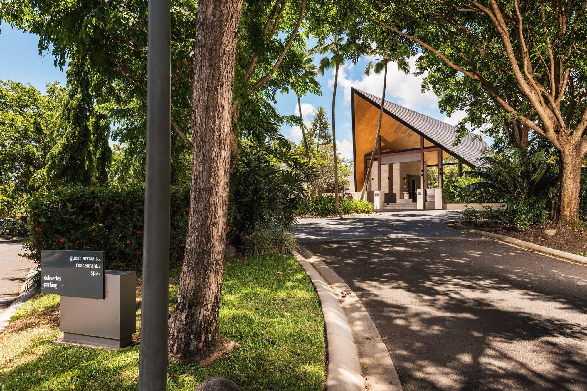 Niramaya Villas & Spa
