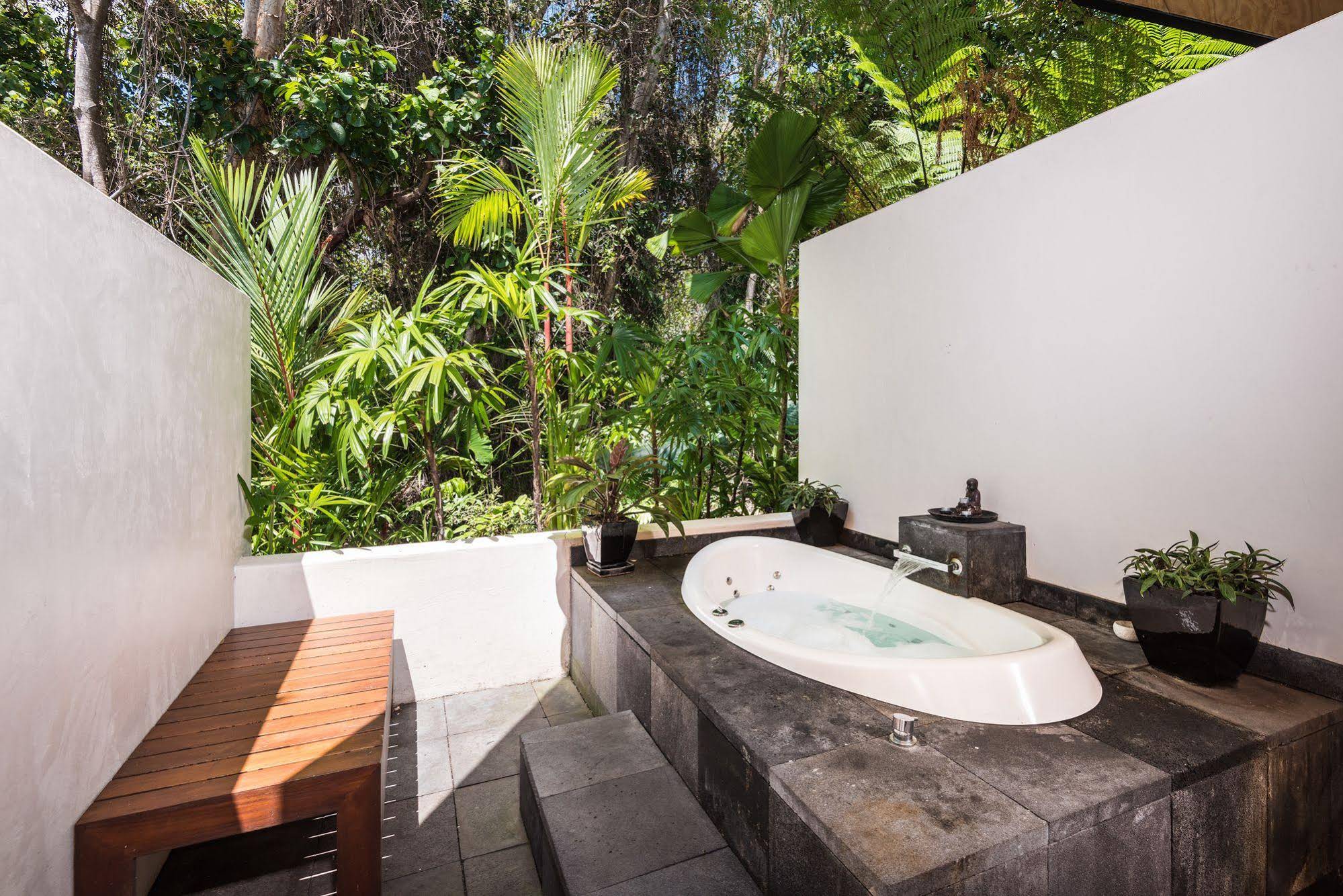 Niramaya Villas & Spa