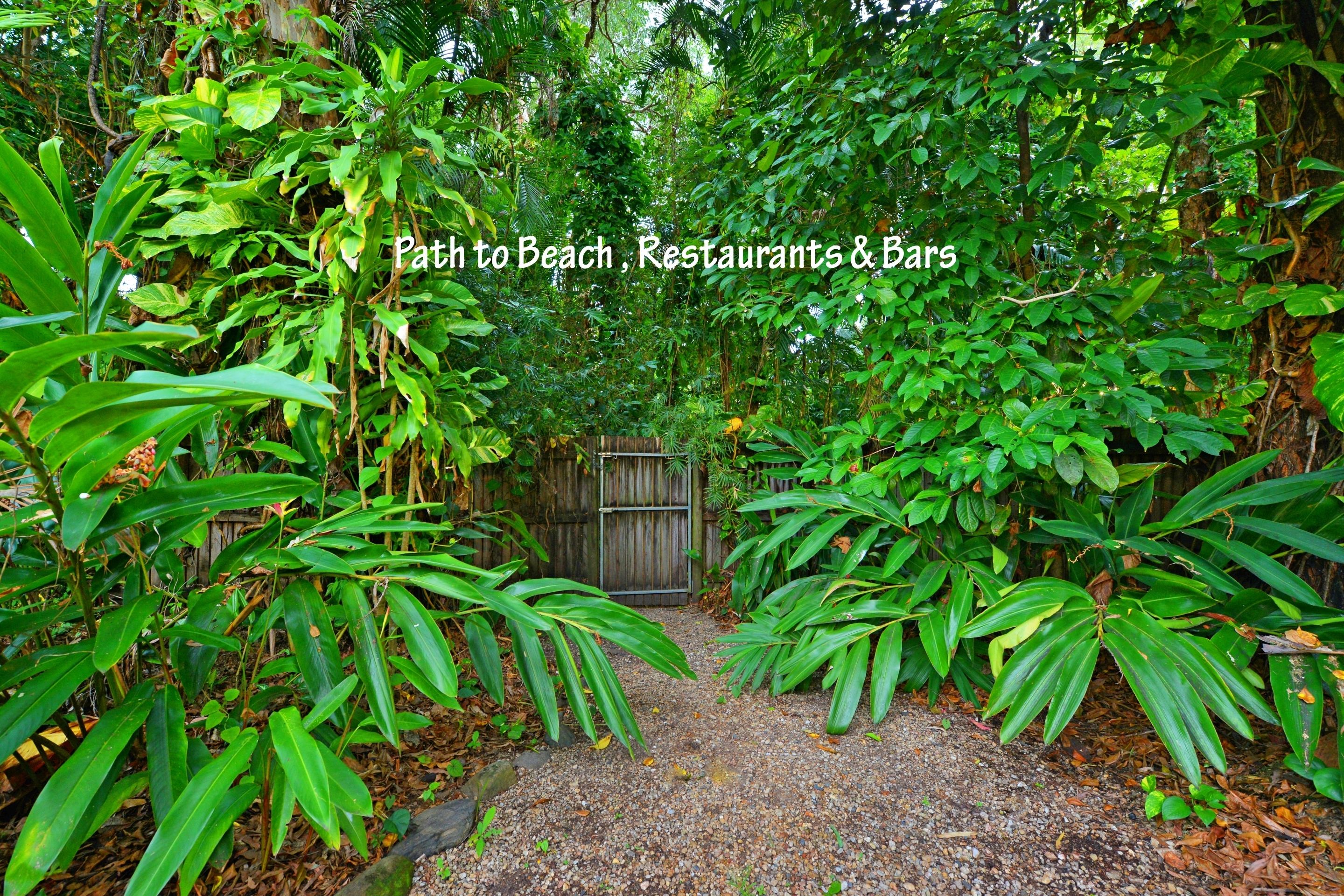Pavilions In The Palms