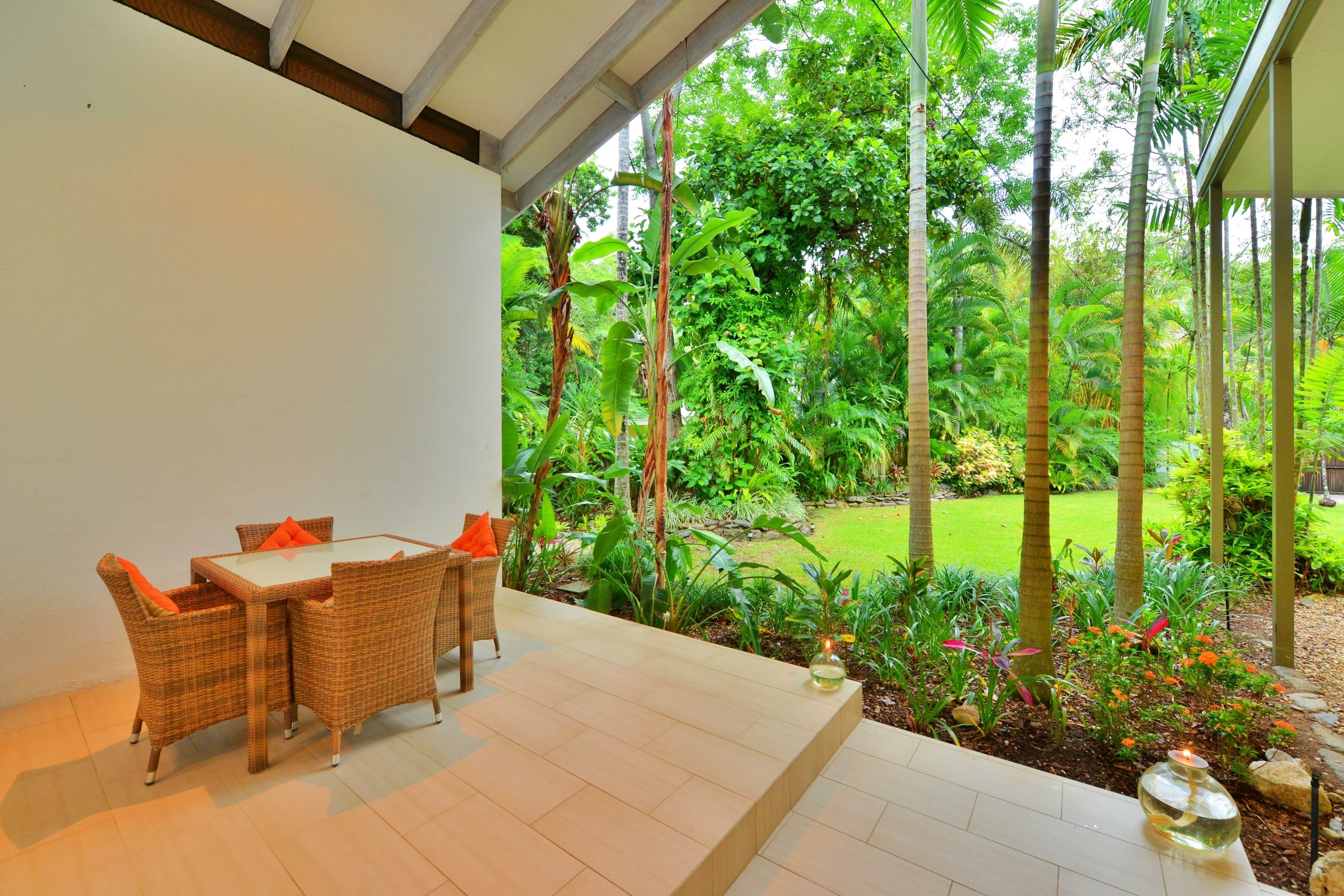 Pavilions In The Palms