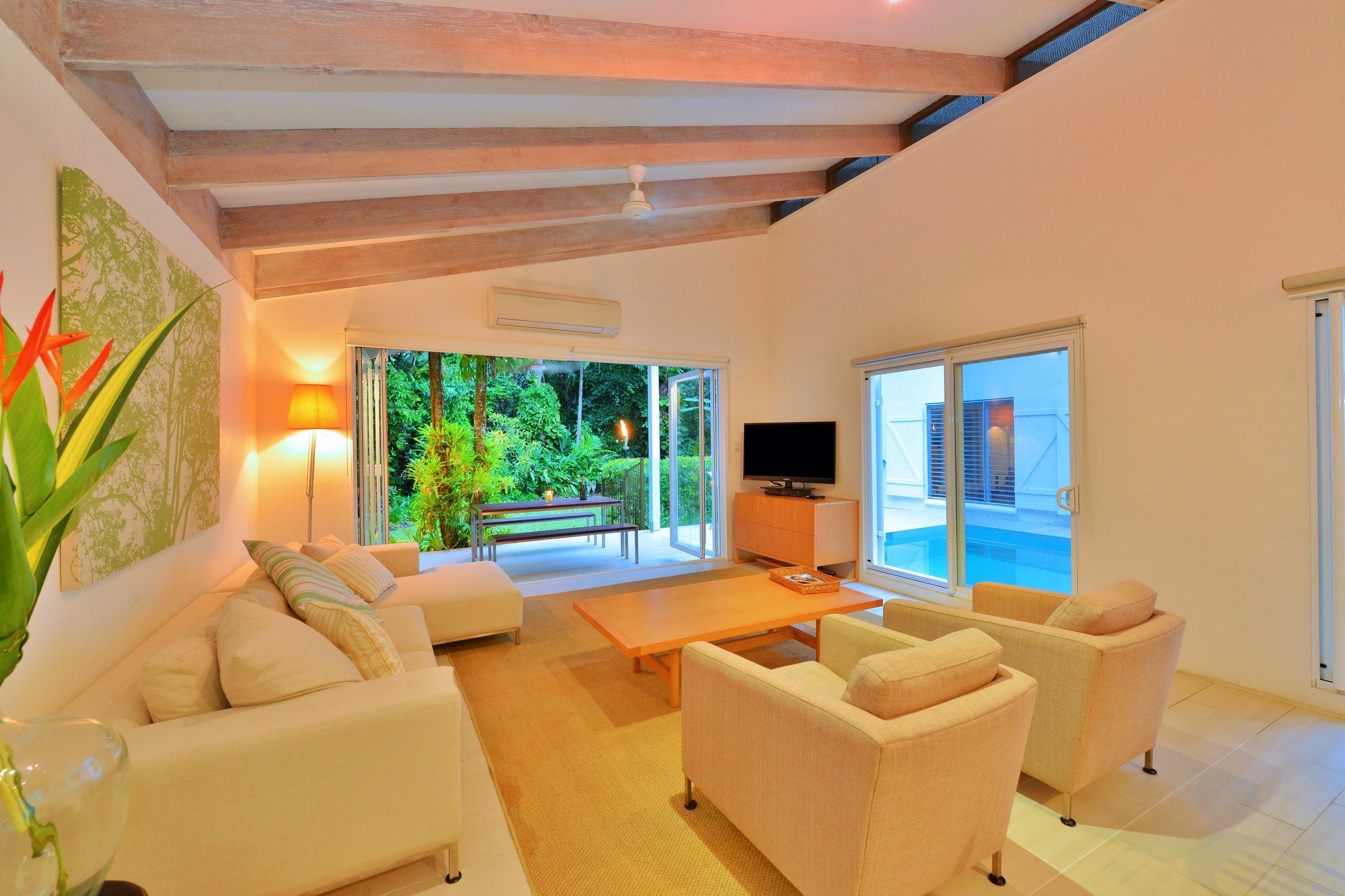 Pavilions In The Palms