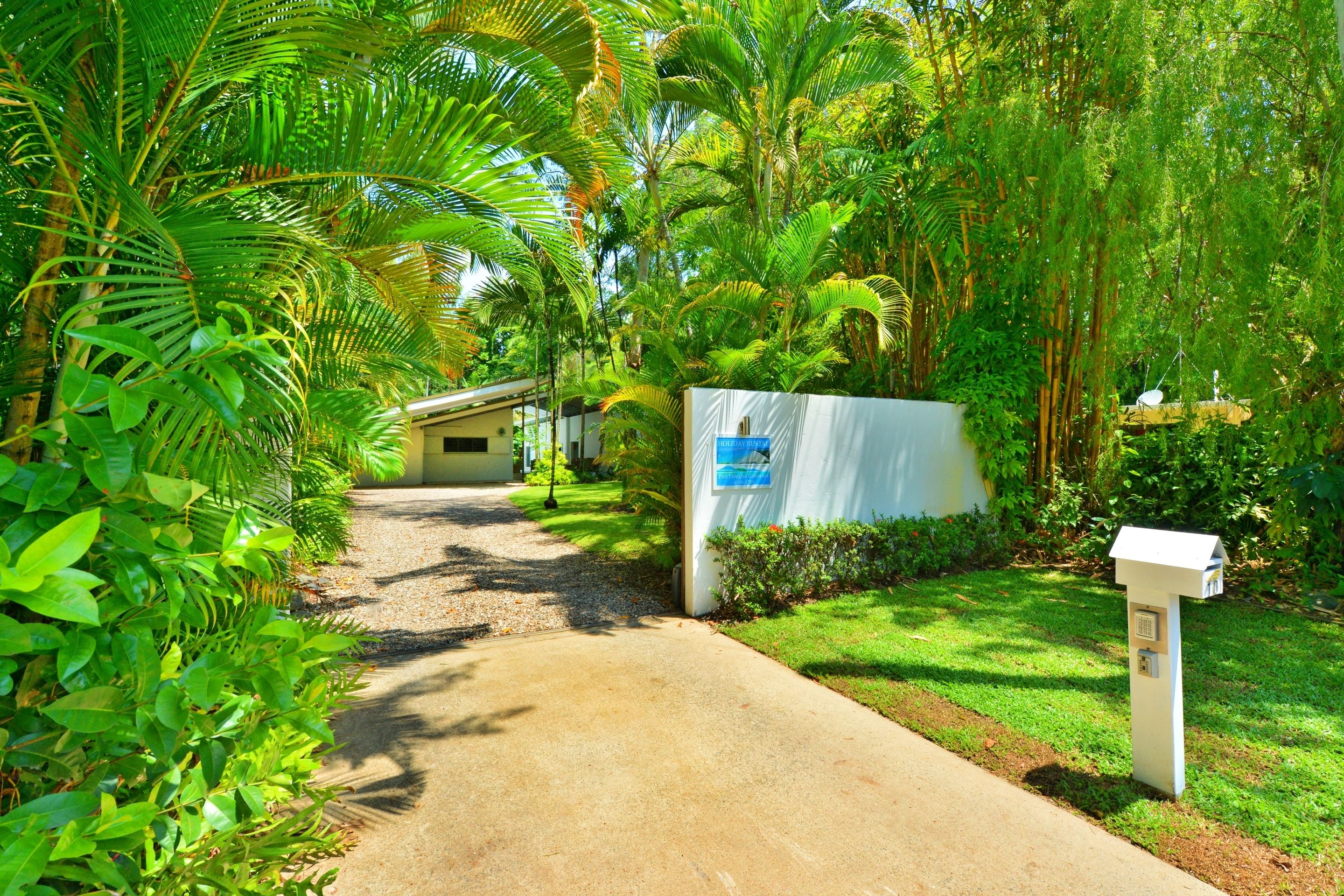 Pavilions In The Palms