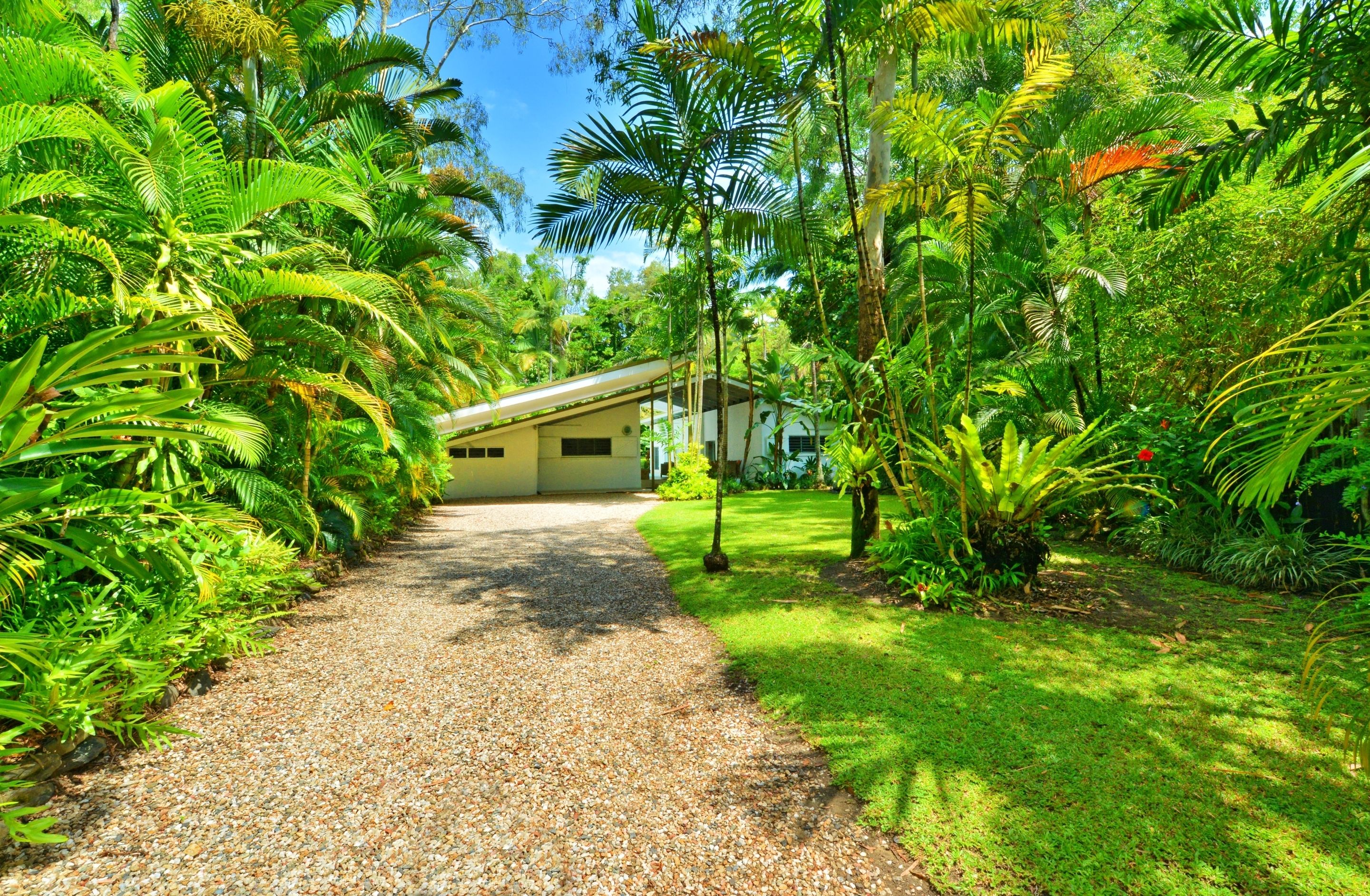 Pavilions In The Palms