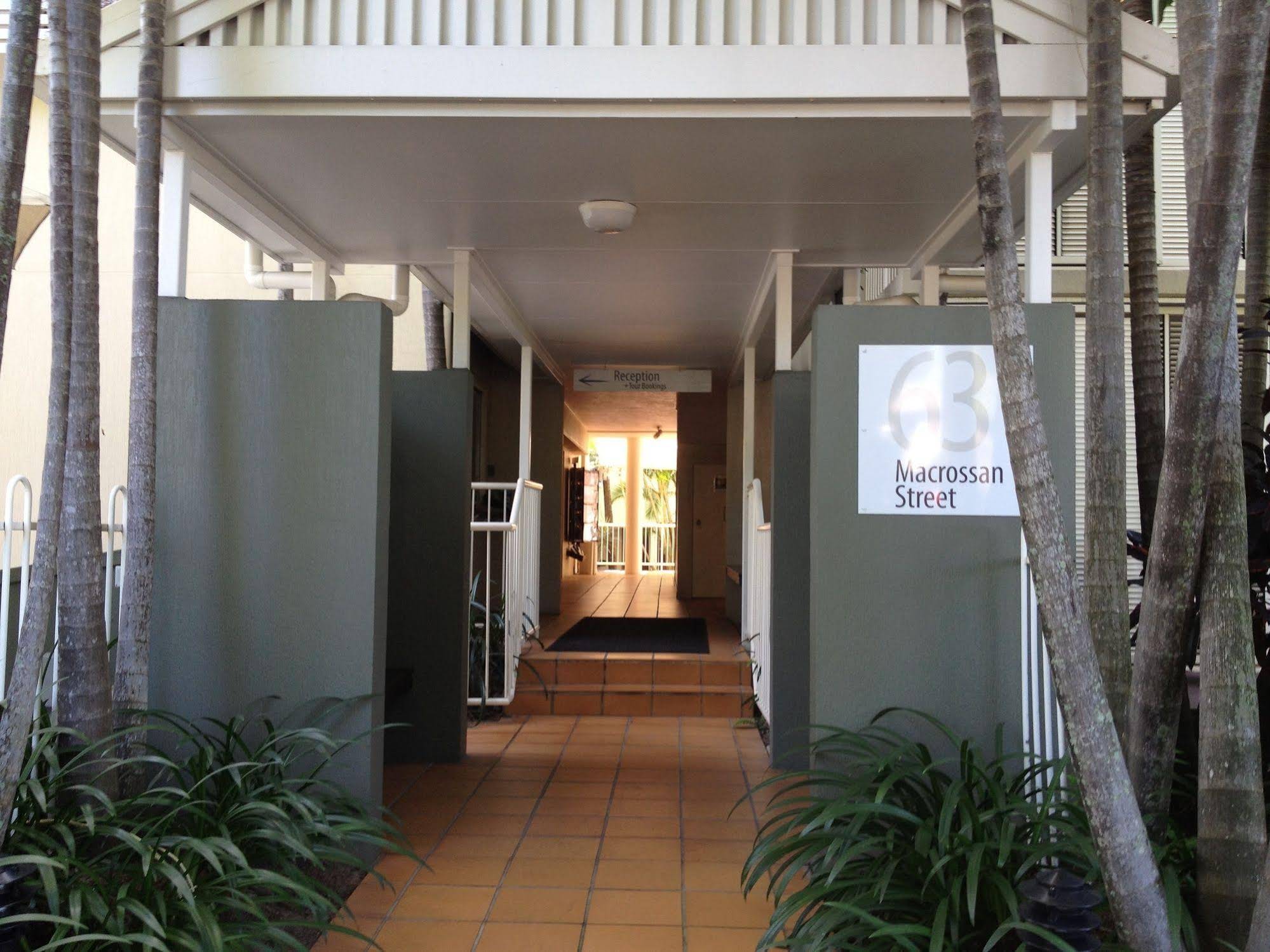 Port Douglas Apartments