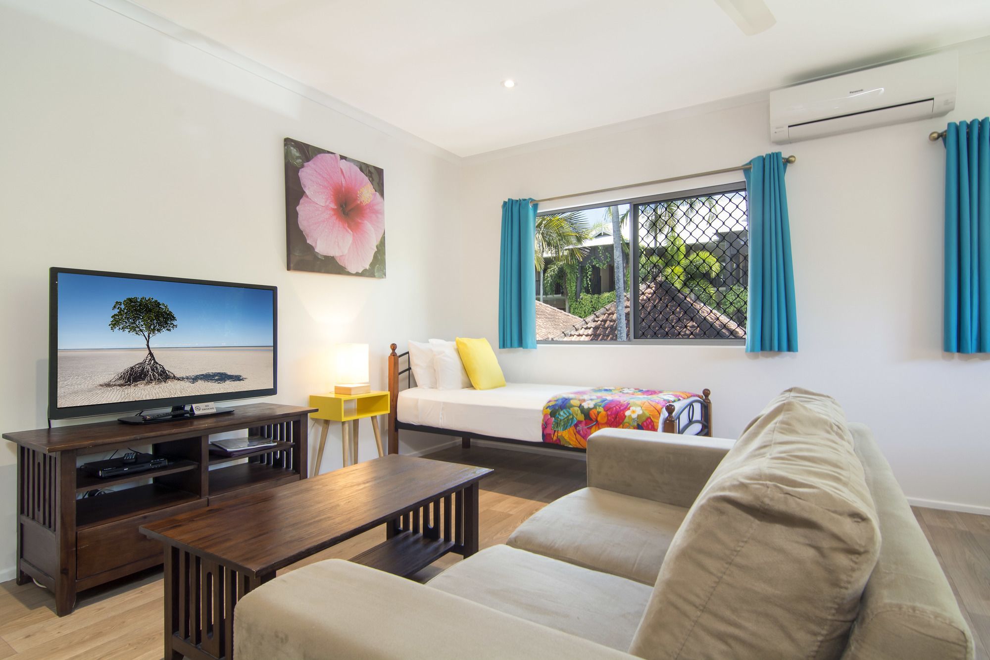 Port Douglas Motel