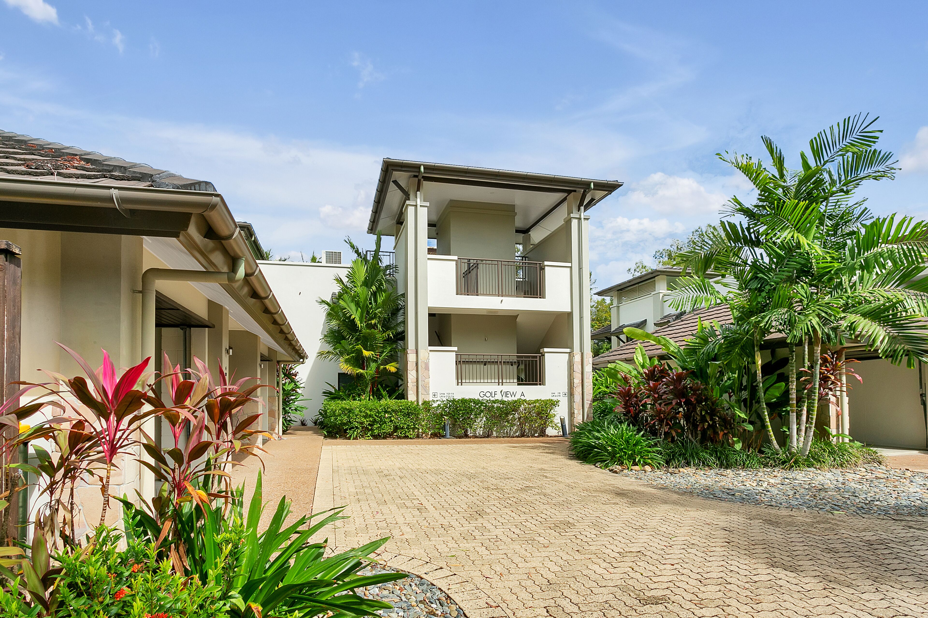 Seascape Holiday Apartments at Sea Temple Resort