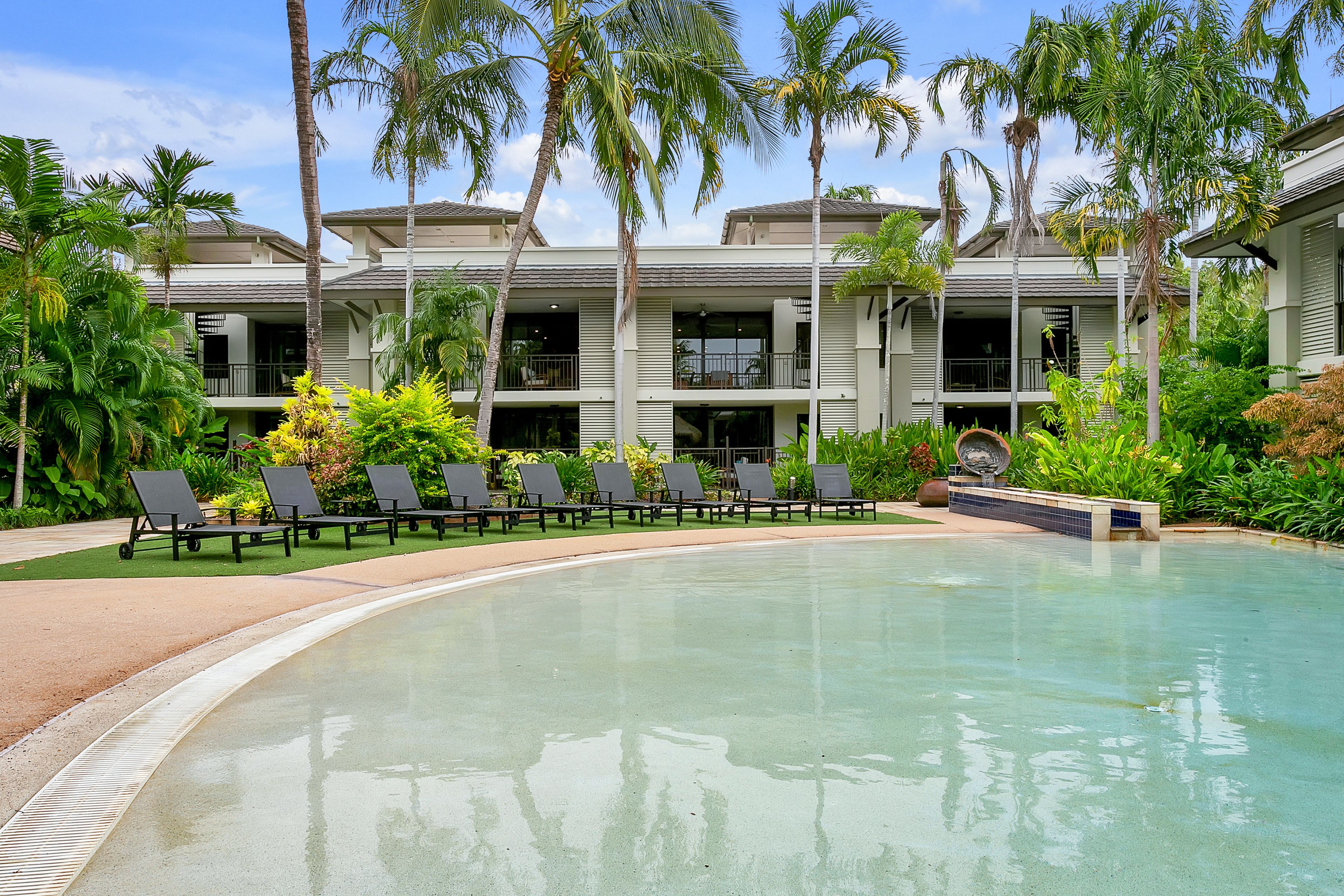 Seascape Holiday Apartments at Sea Temple Resort