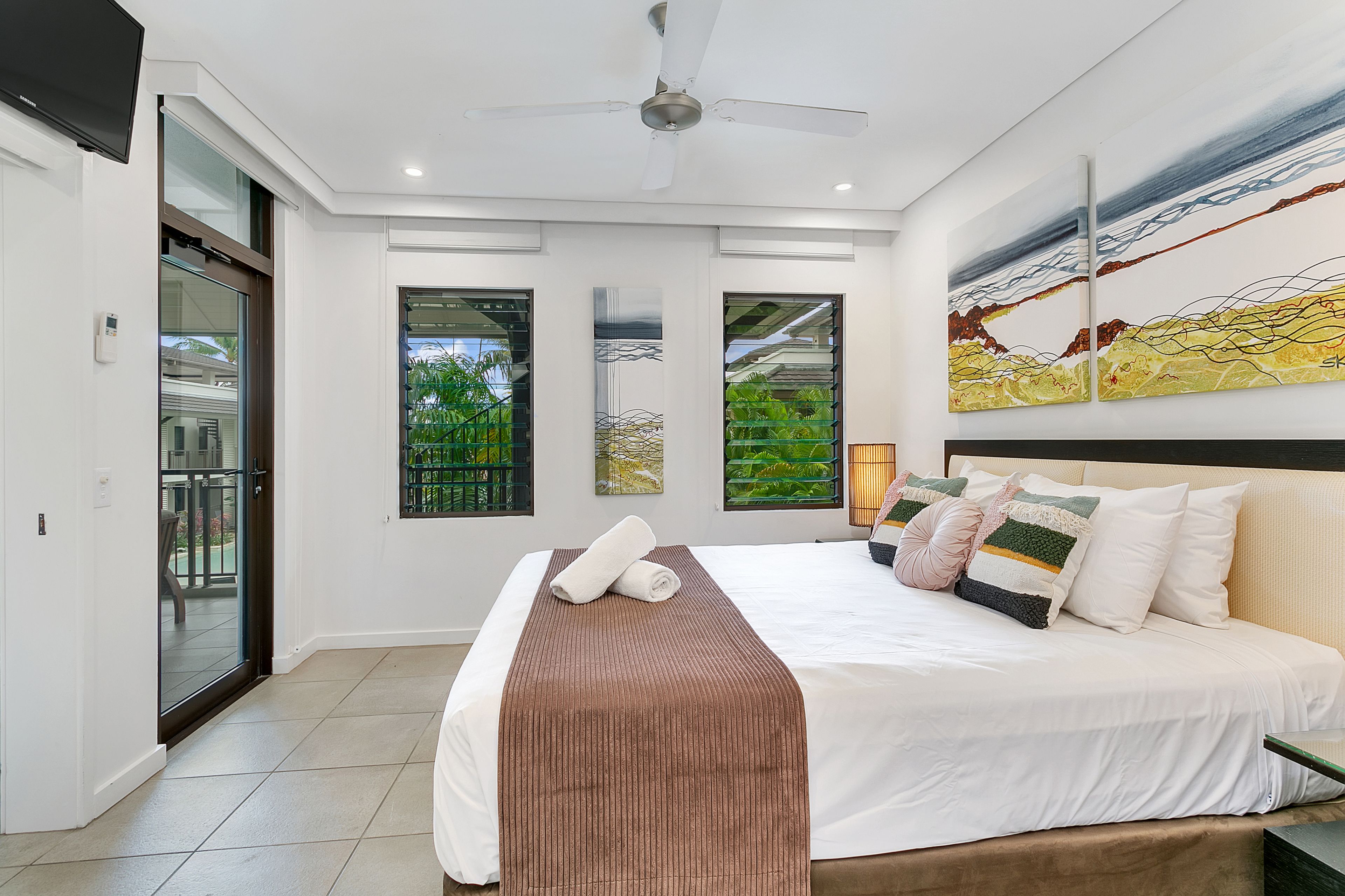 Seascape Holiday Apartments at Sea Temple Resort