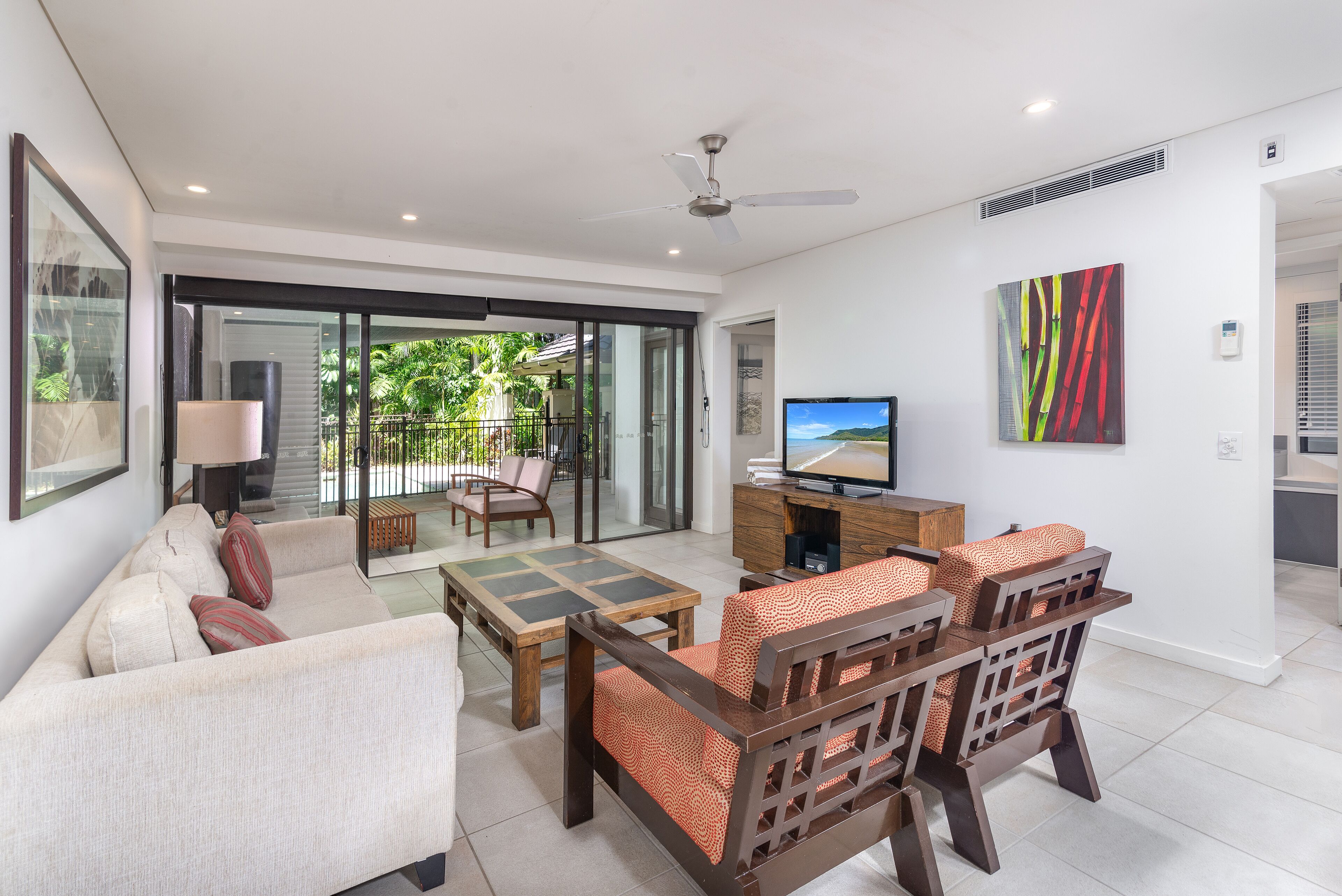 Seascape Holiday Apartments at Sea Temple Resort