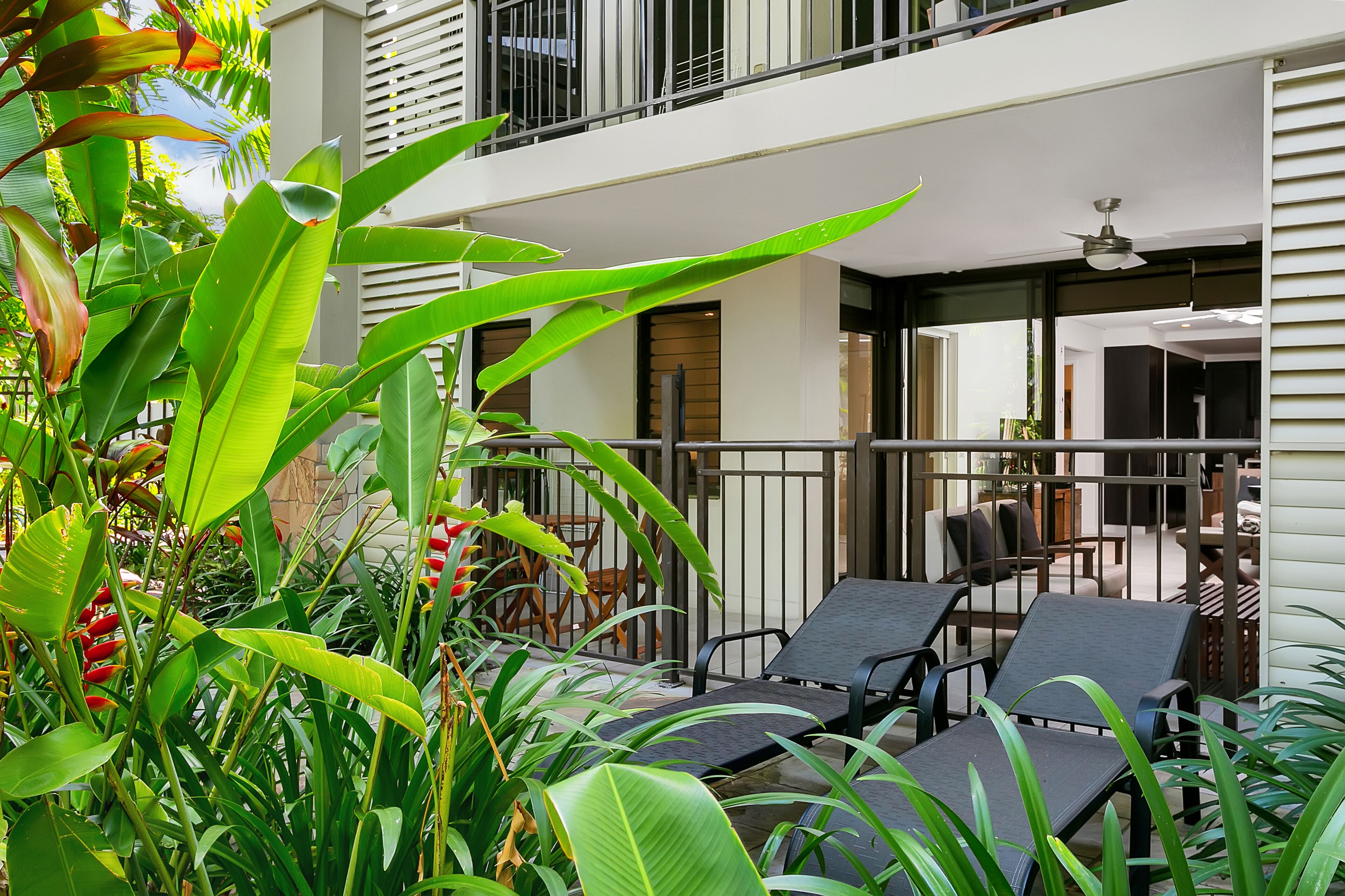 Seascape Holiday Apartments at Sea Temple Resort