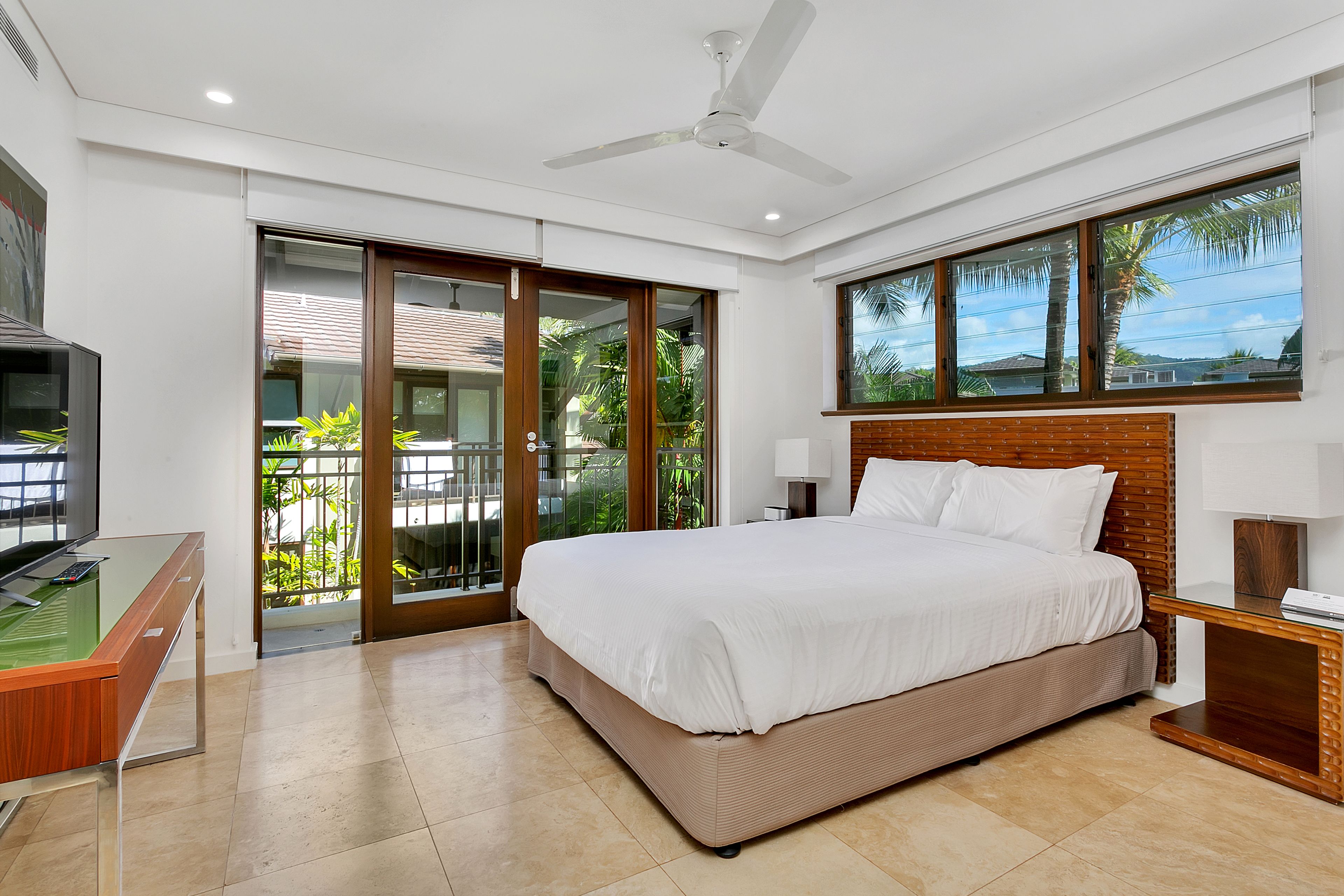 Seascape Holiday Apartments at Sea Temple Resort