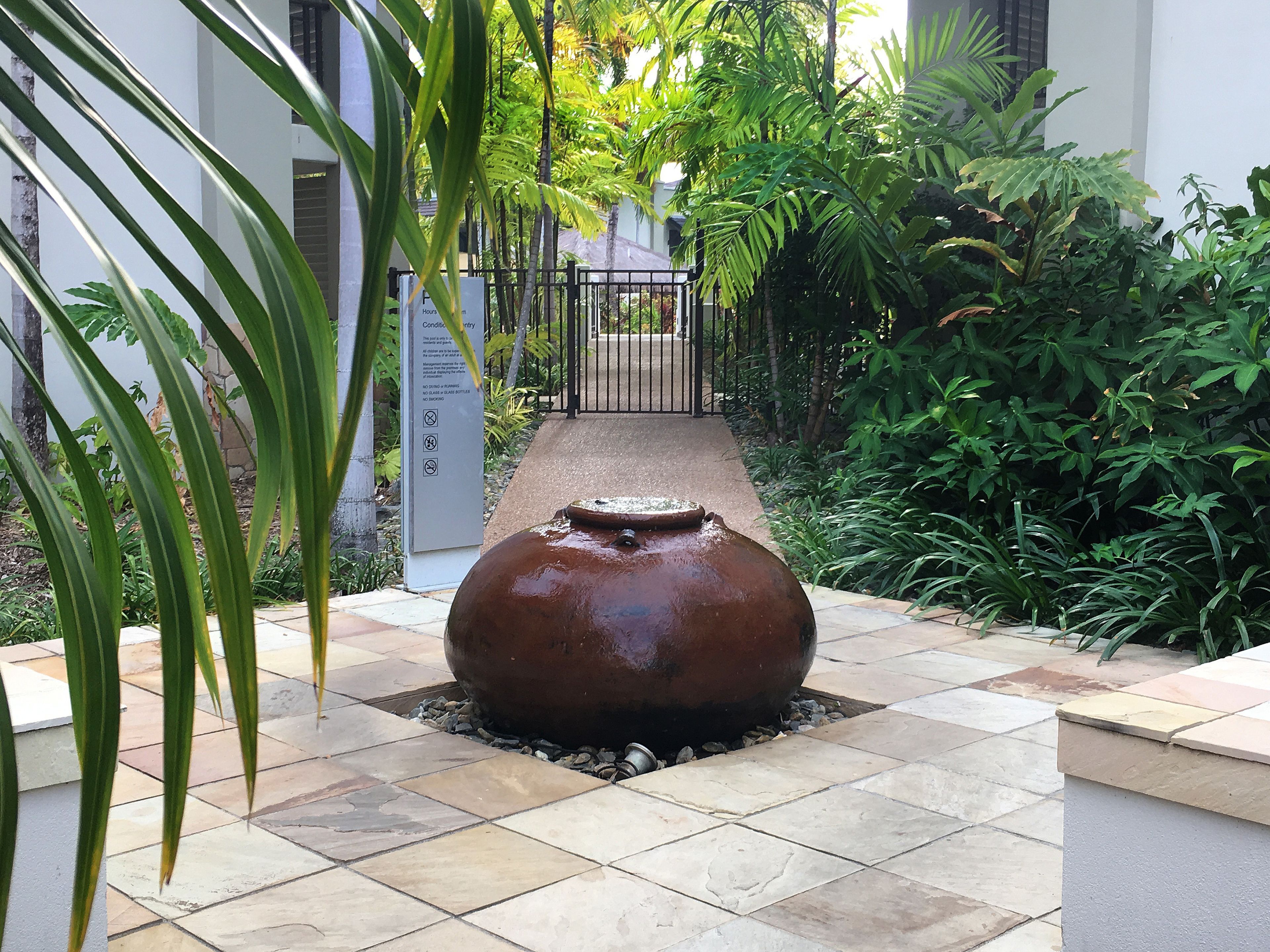 Seascape Holiday Apartments at Sea Temple Resort