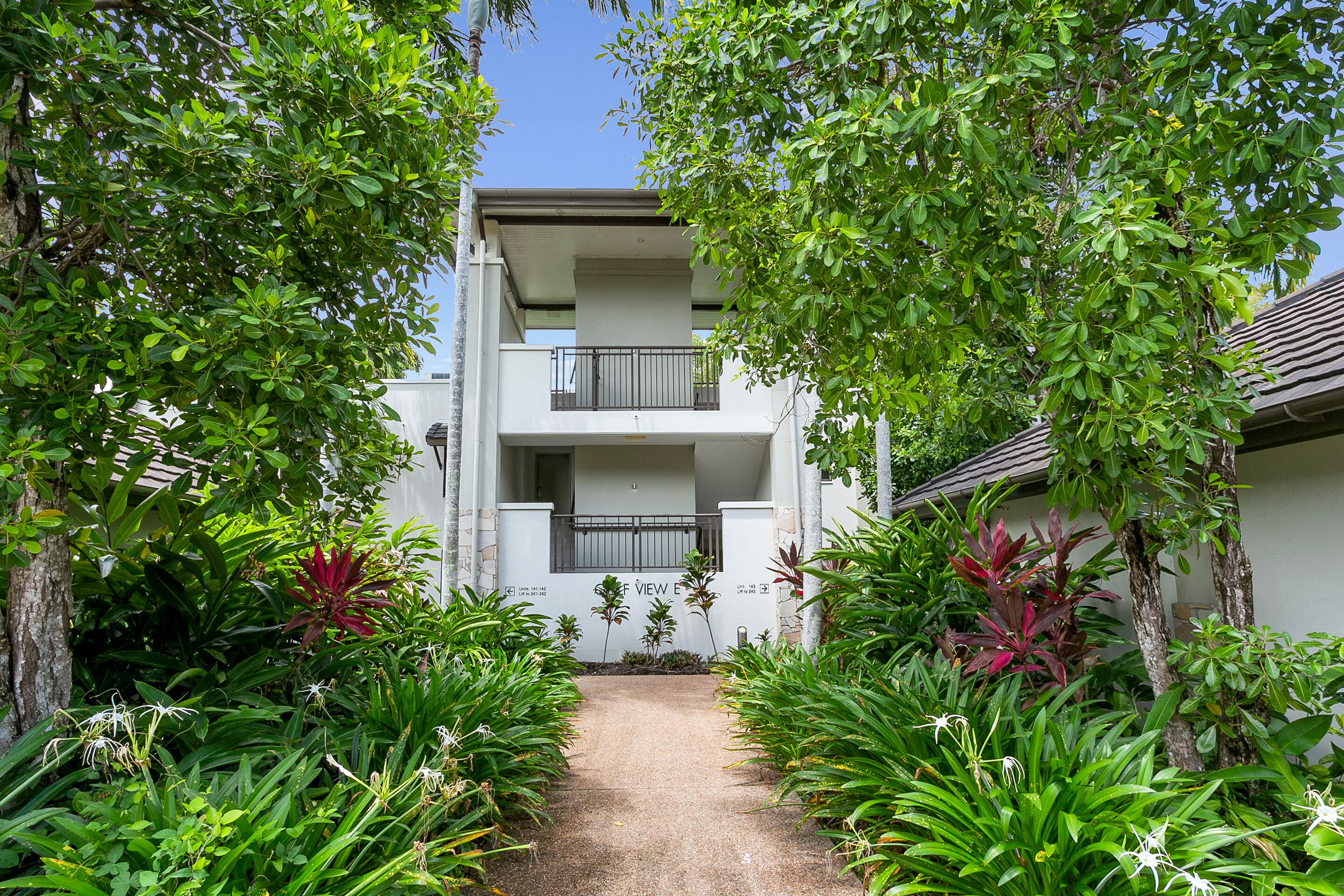 Seascape Holiday Apartments at Sea Temple Resort