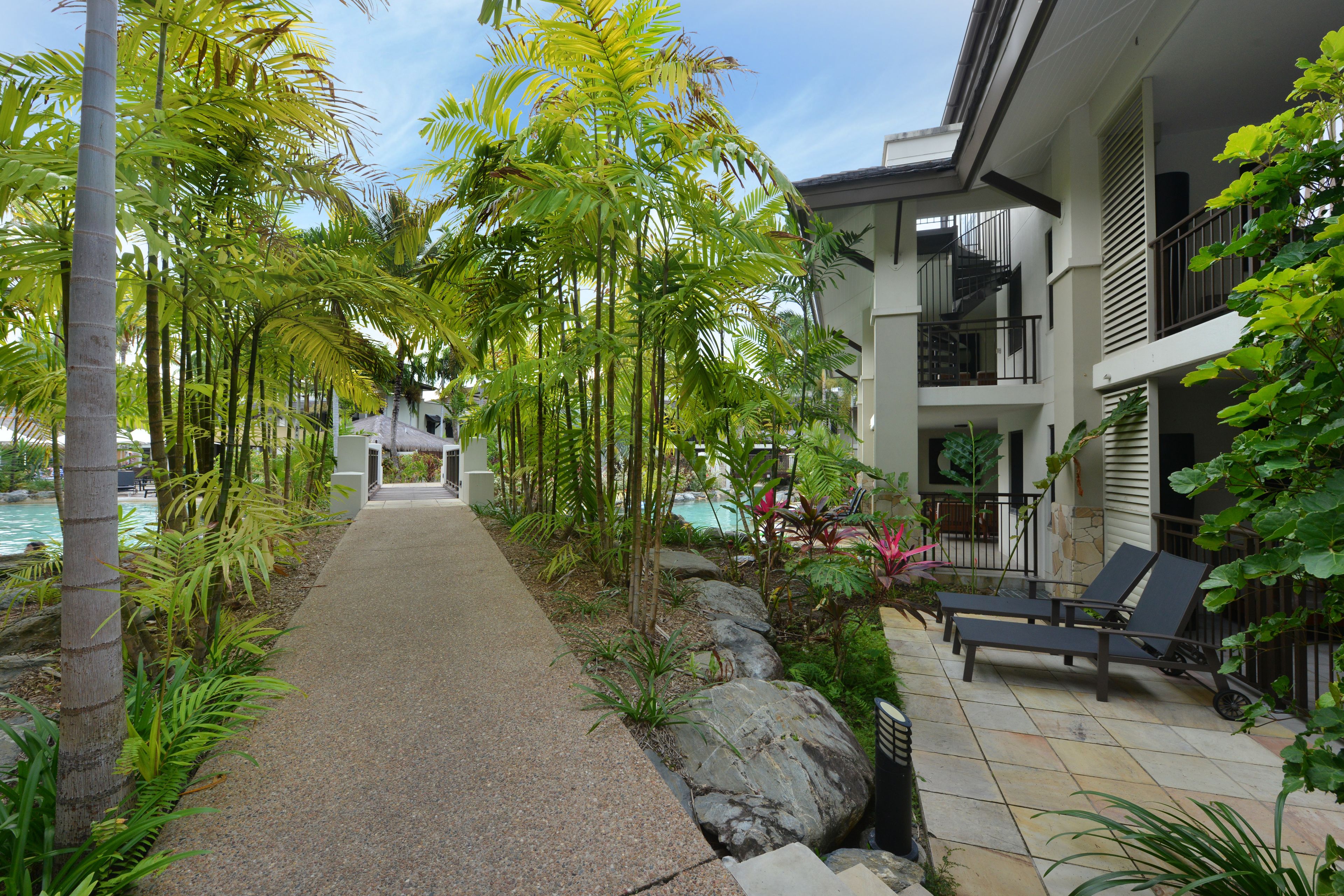 Seascape Holiday Apartments at Sea Temple Resort