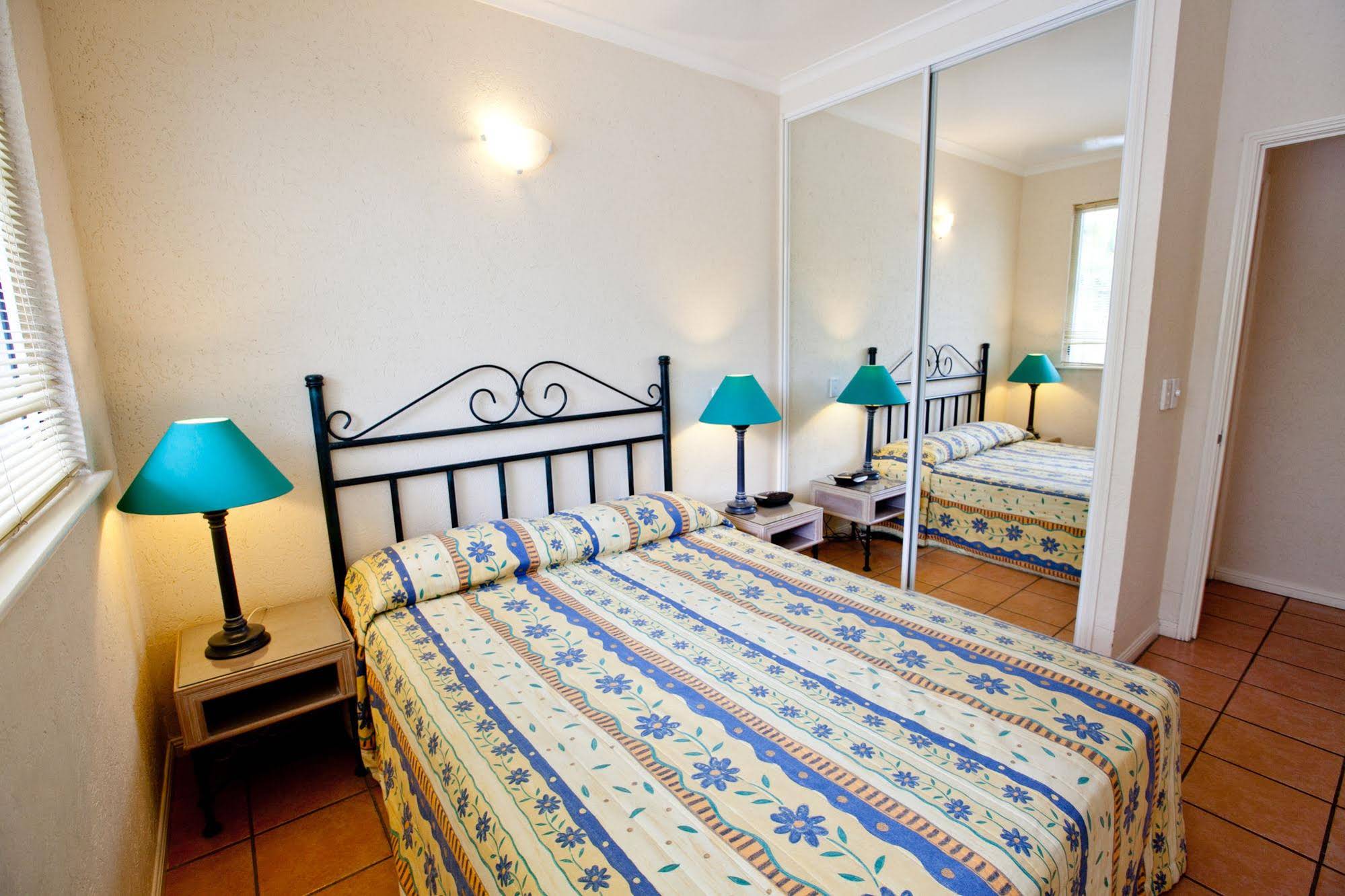 Tropic Sands Apartments
