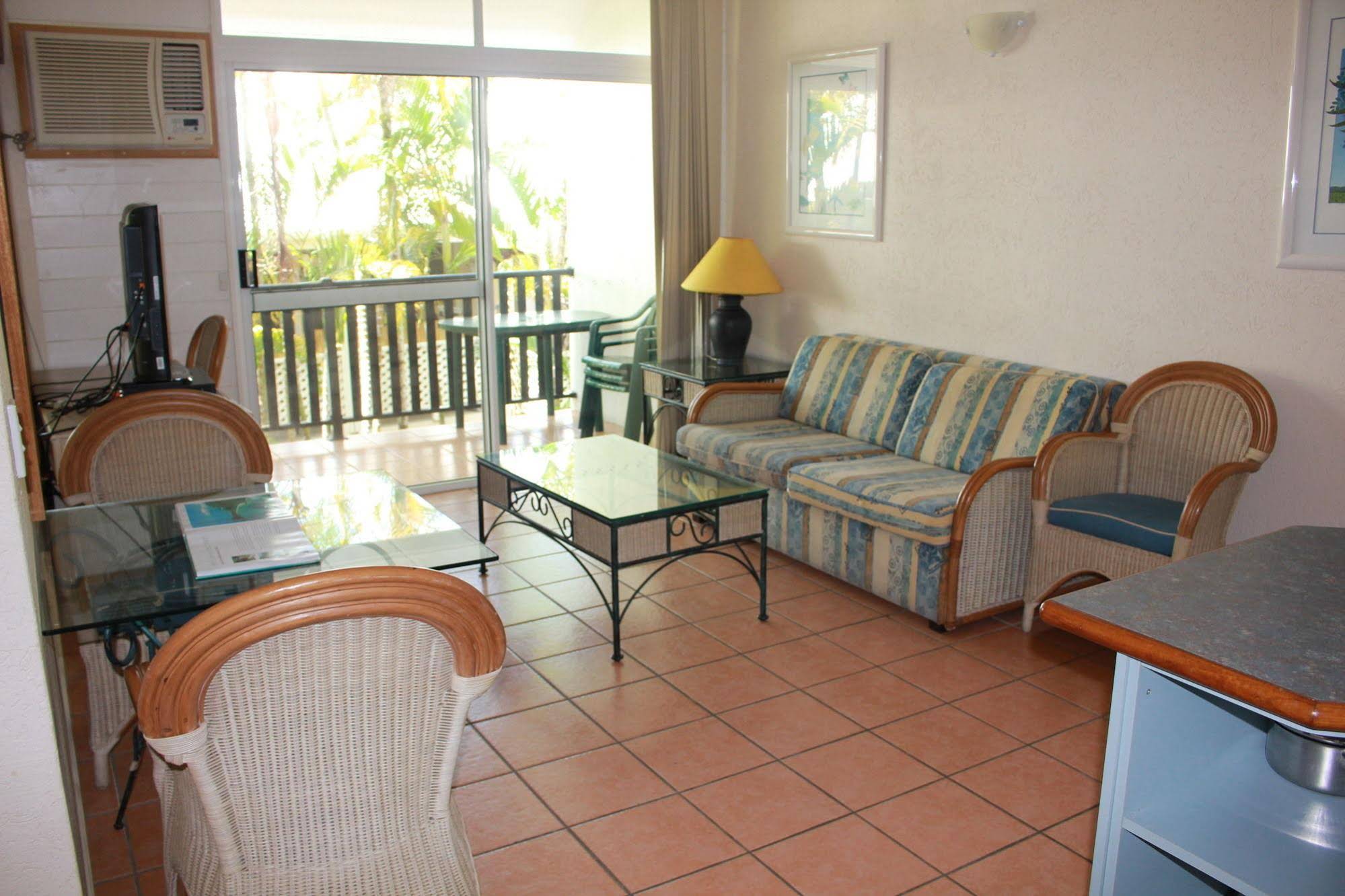 Tropic Sands Apartments