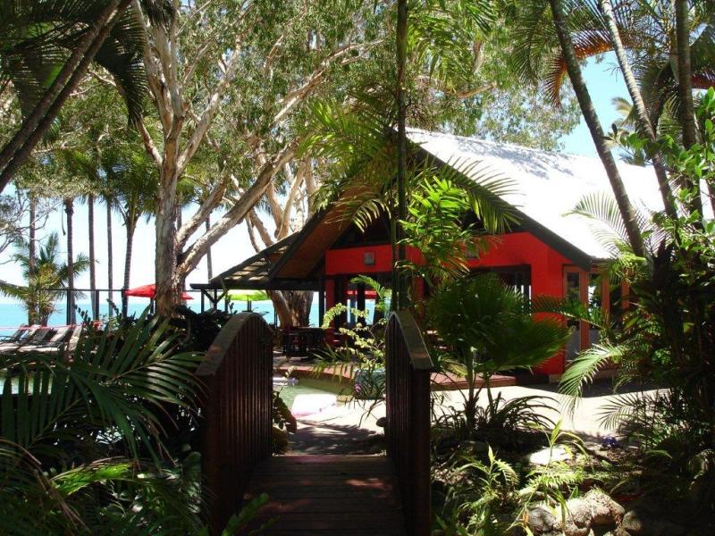Turtle Cove Beach Resort