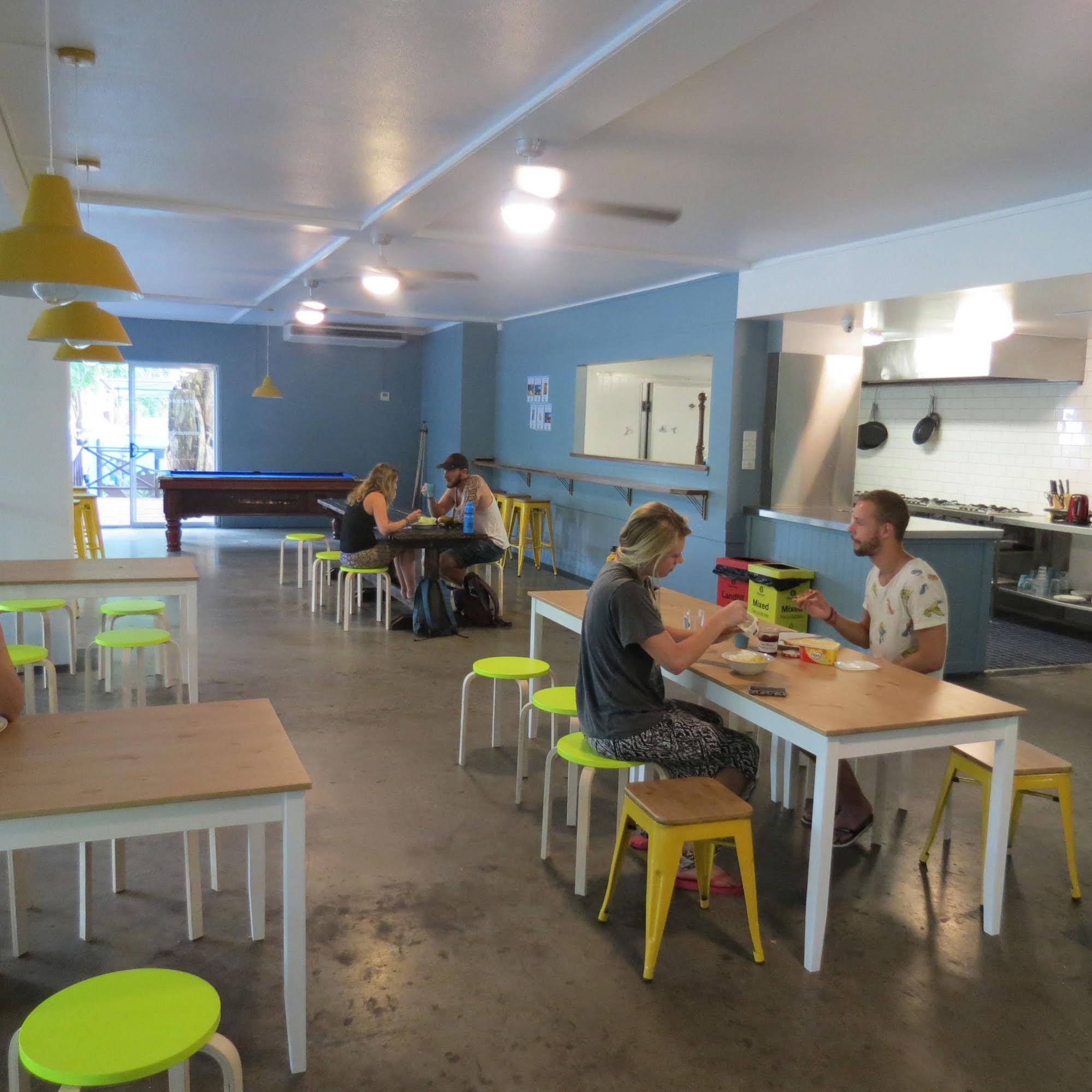 United Backpackers Port Douglas